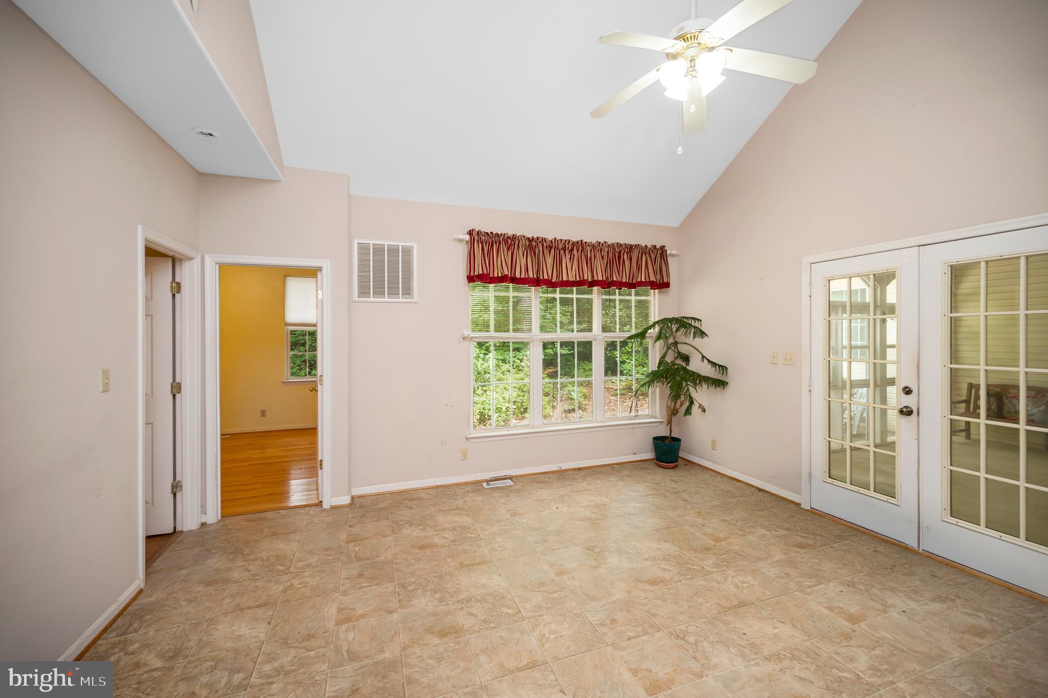 BLAKE FARM - Residential