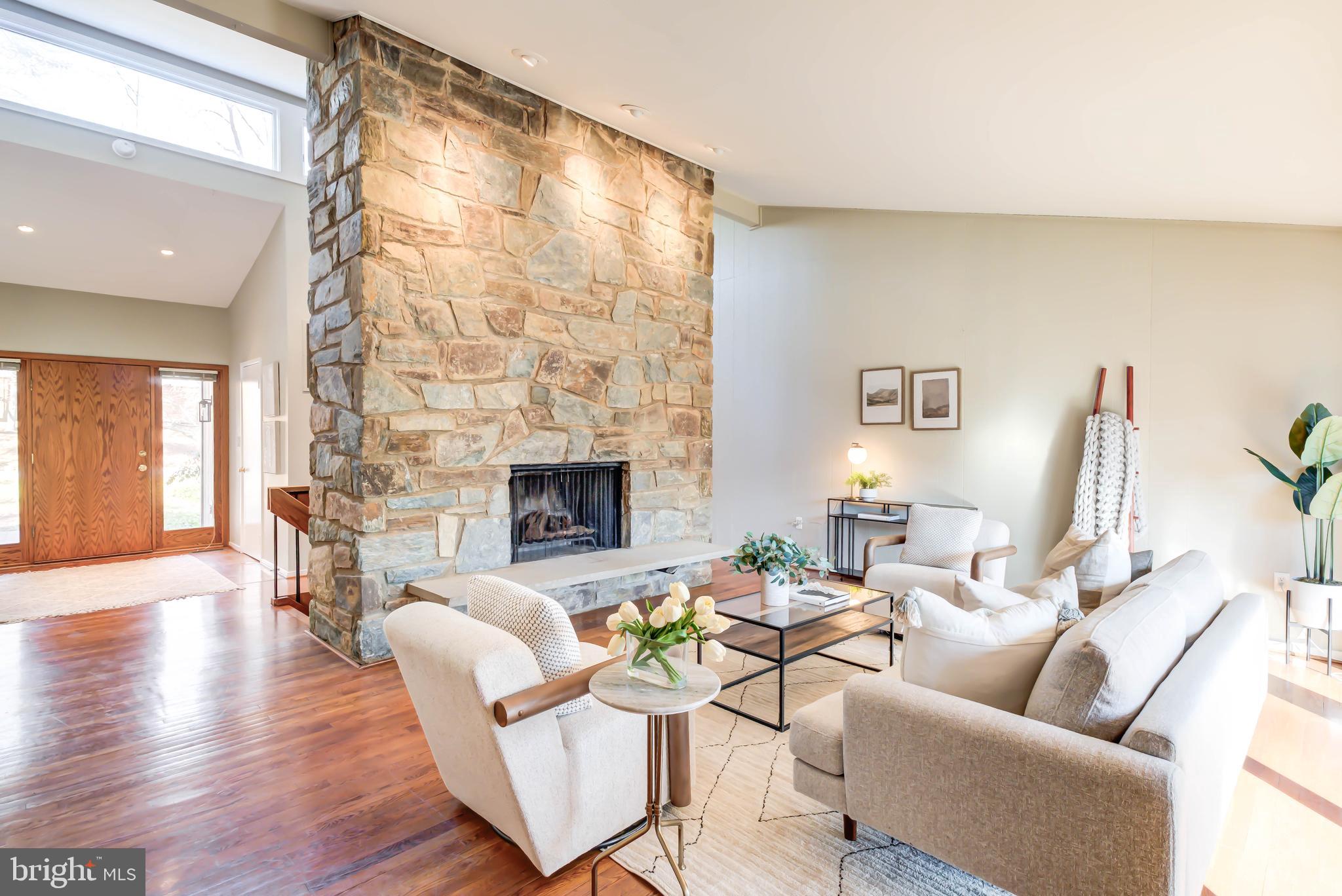 EAST GATE OF POTOMAC - Residential