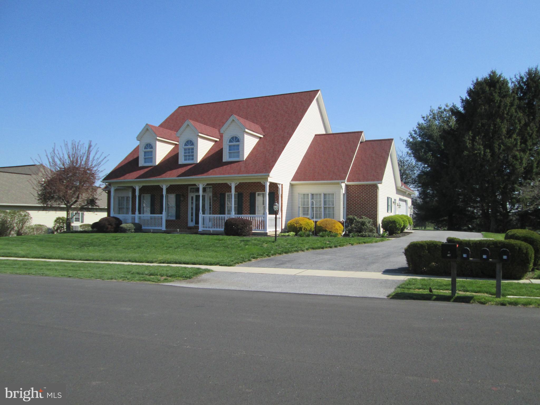 MAYAPPLE VILLAGE - Residential