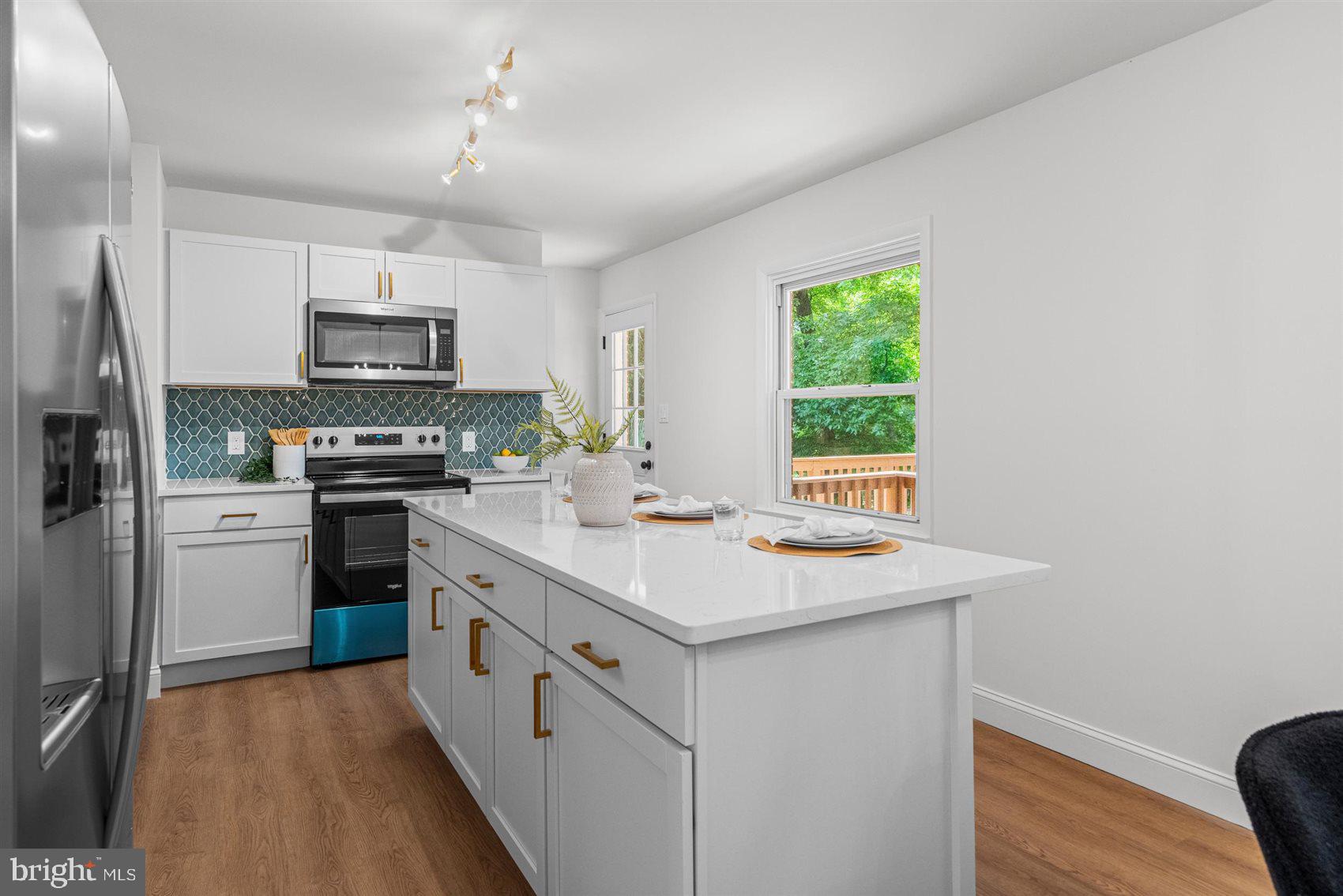 VALLEY VIEW - Residential