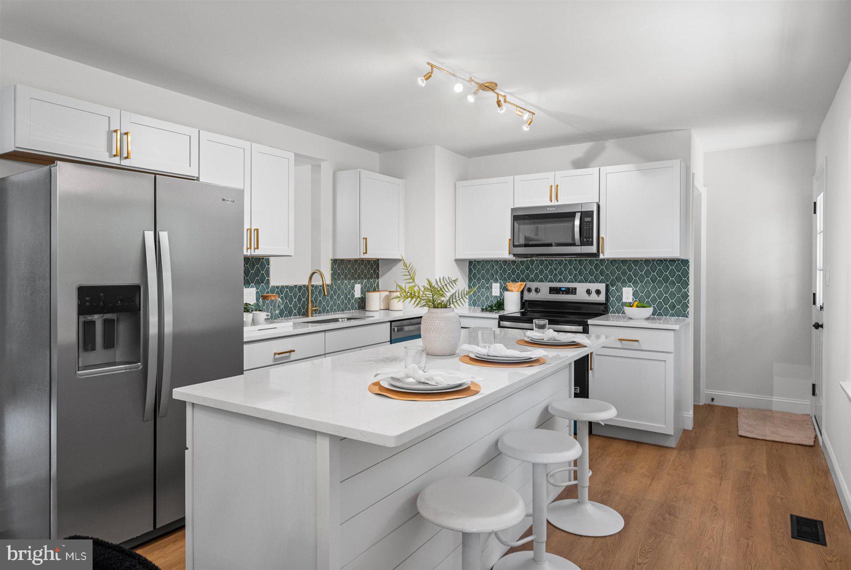 VALLEY VIEW - Residential