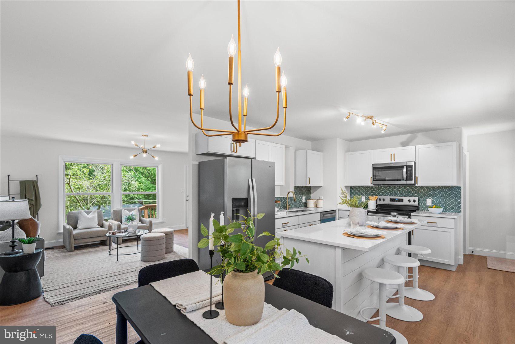 VALLEY VIEW - Residential