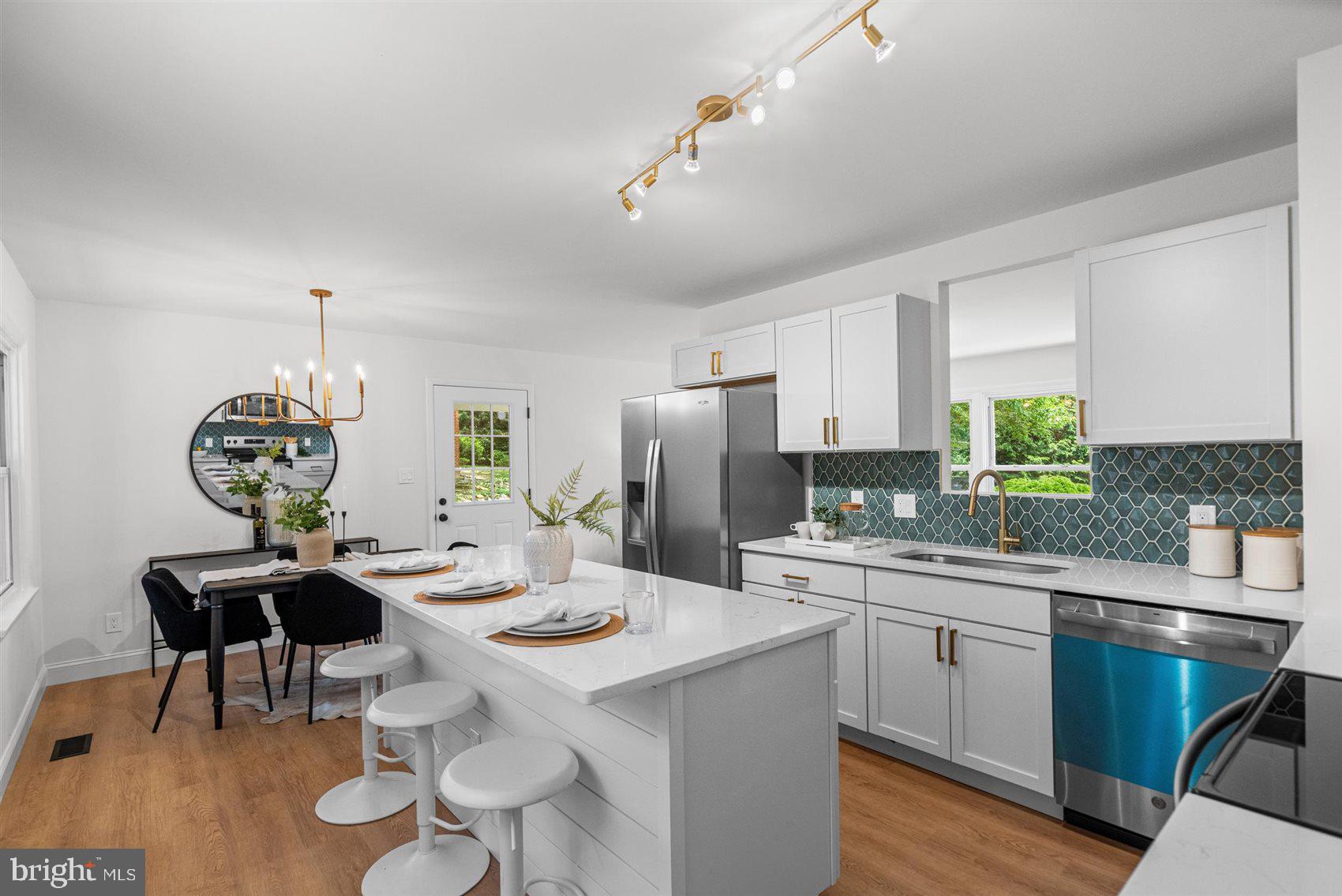 VALLEY VIEW - Residential