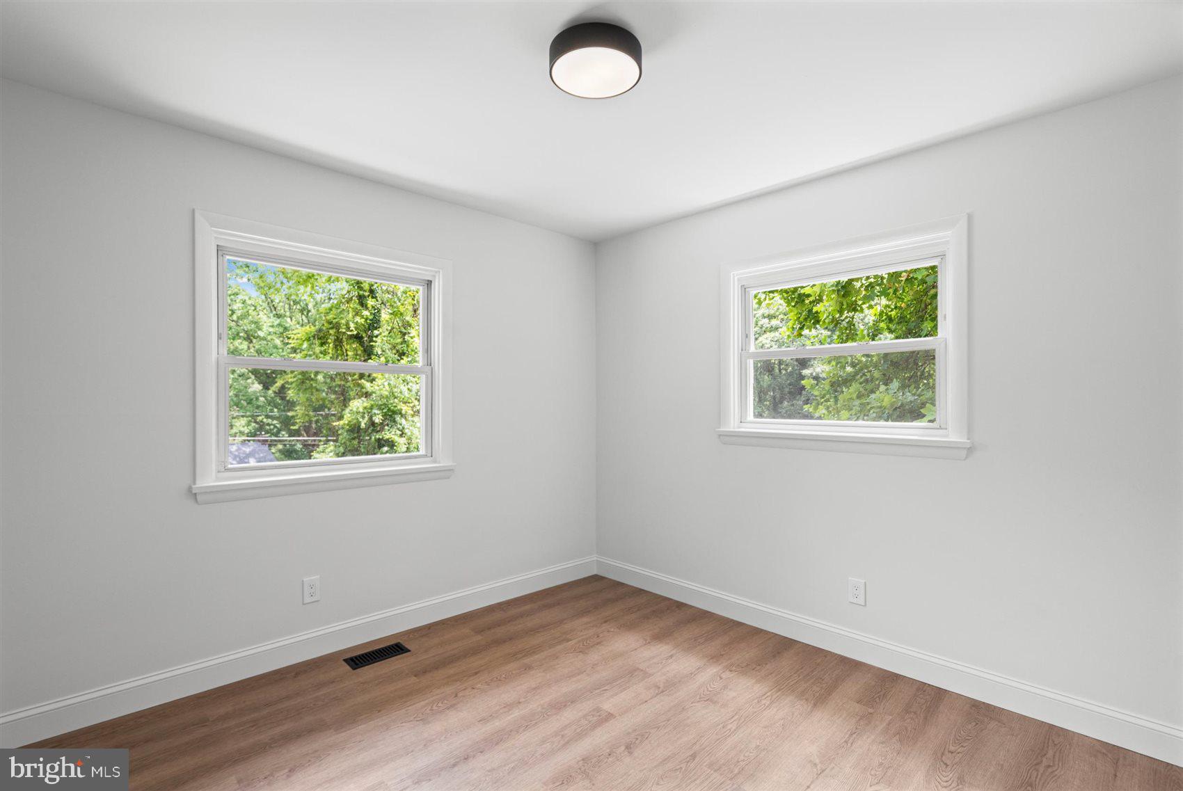 VALLEY VIEW - Residential