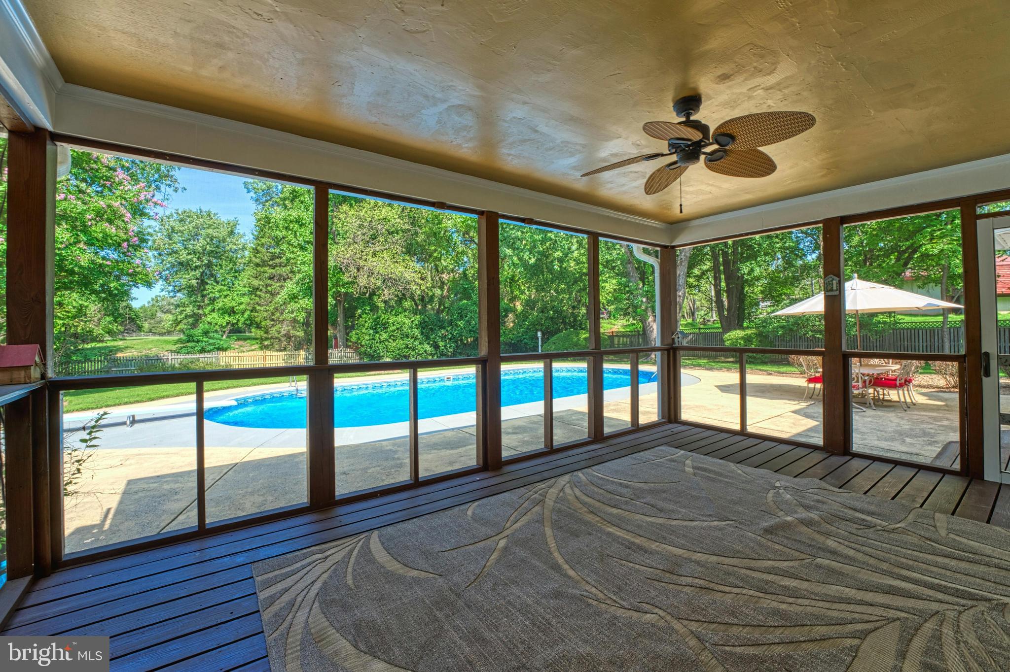 SENECA RIDGE - Residential