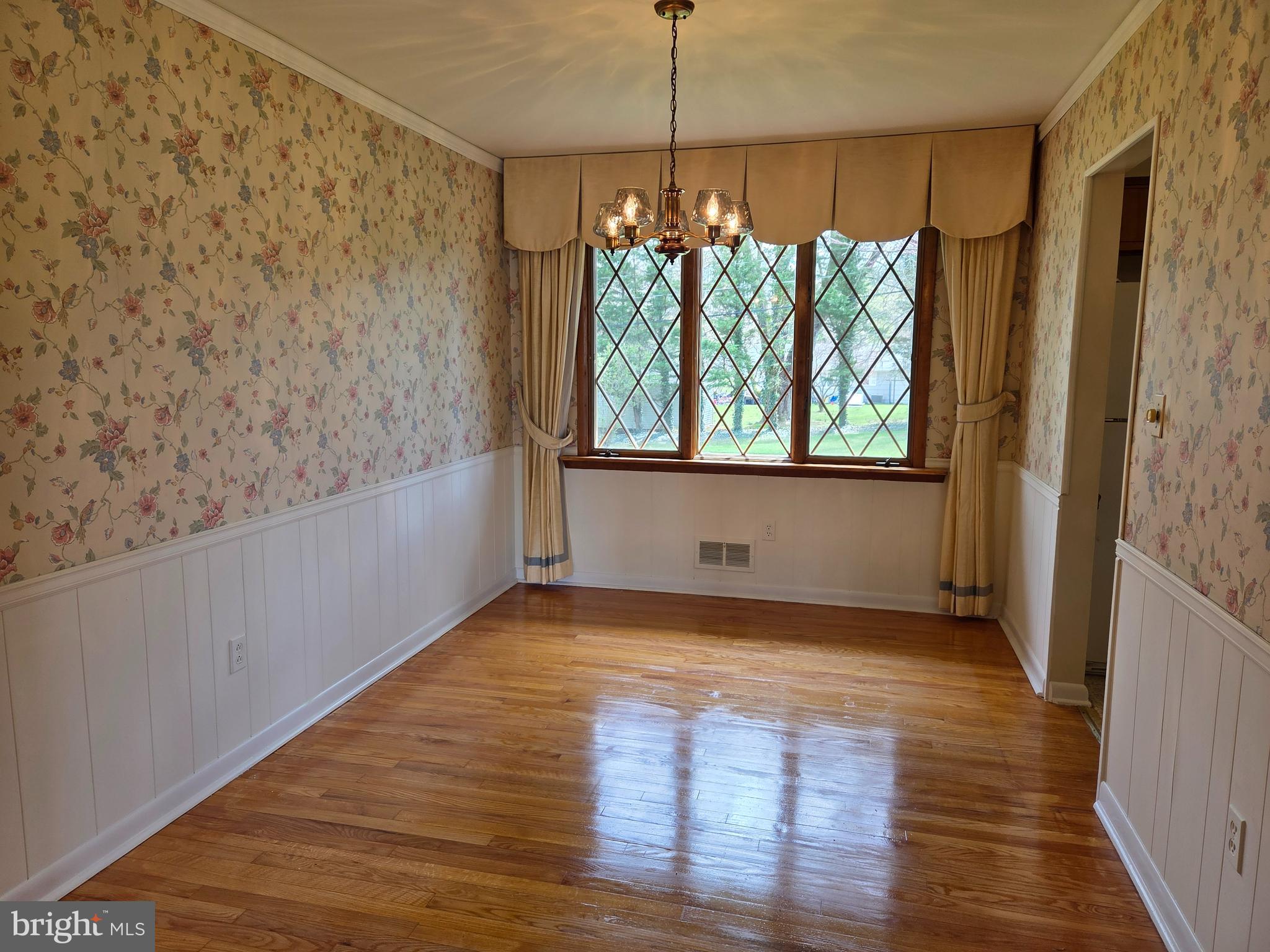 FAIRMONT - Residential