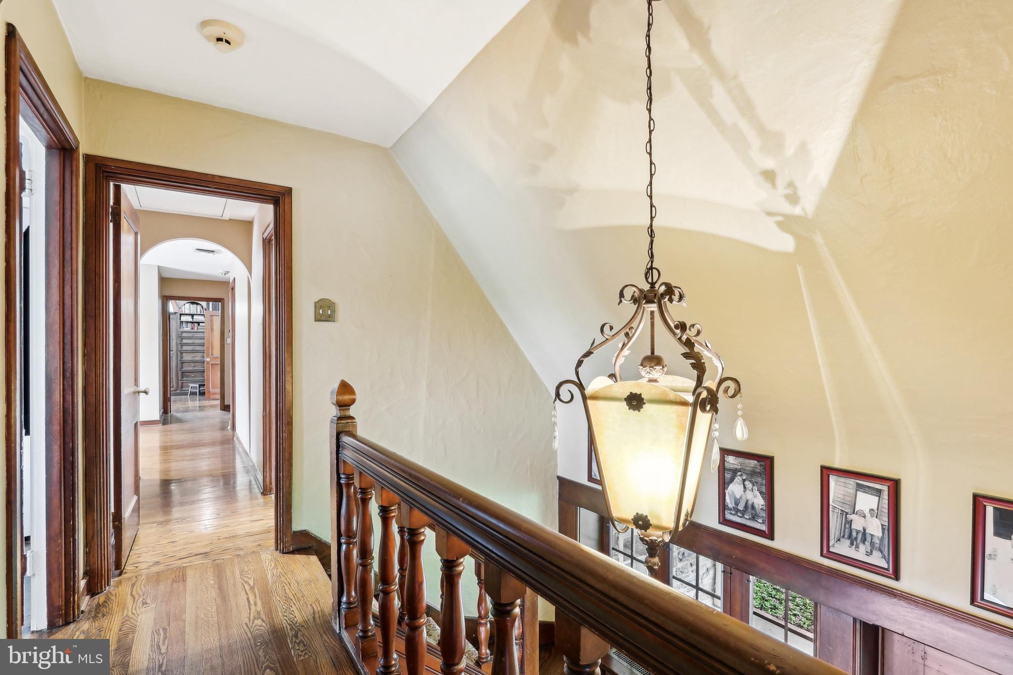 MEADOWBROOK - Residential