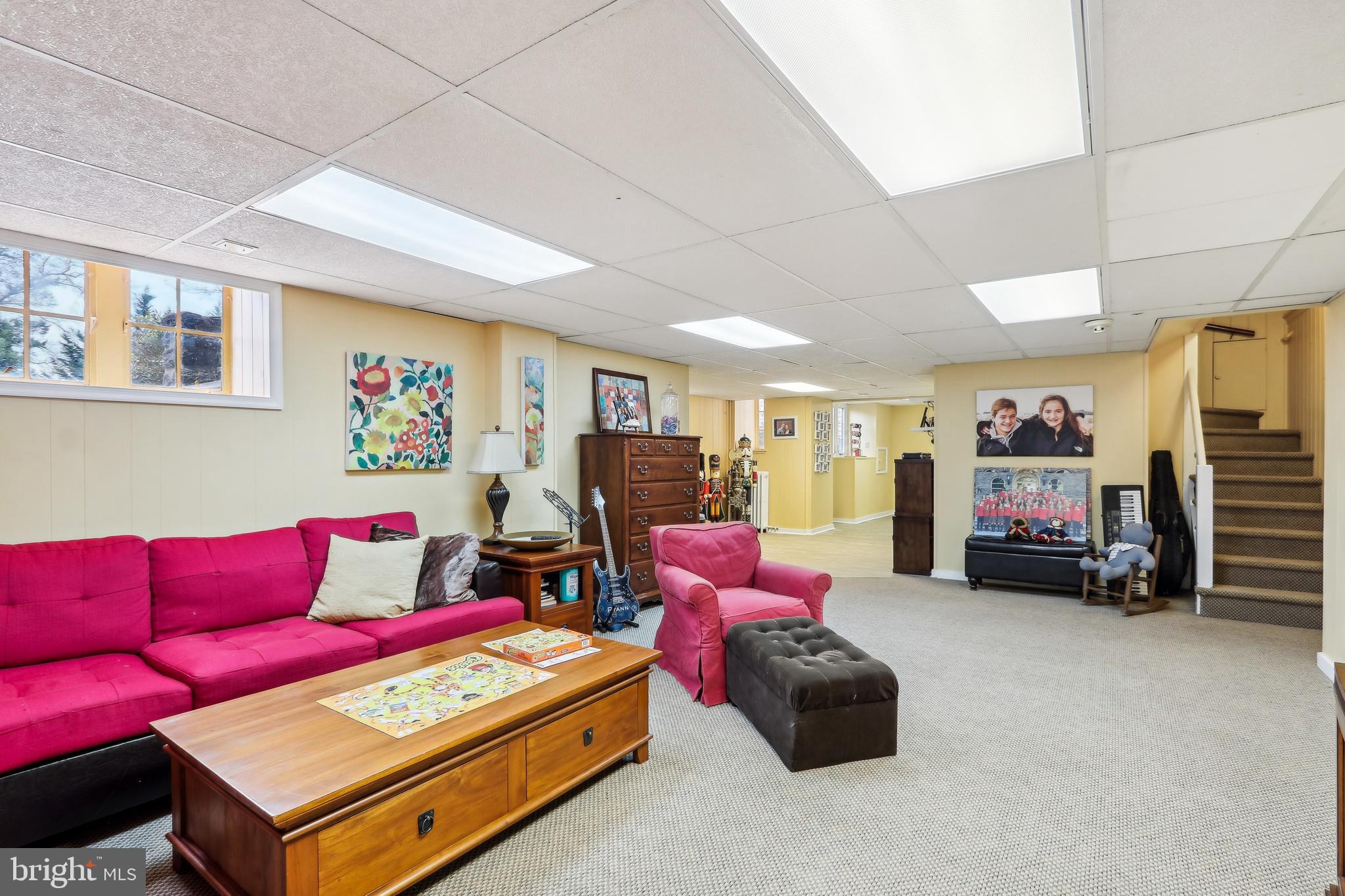 MEADOWBROOK - Residential