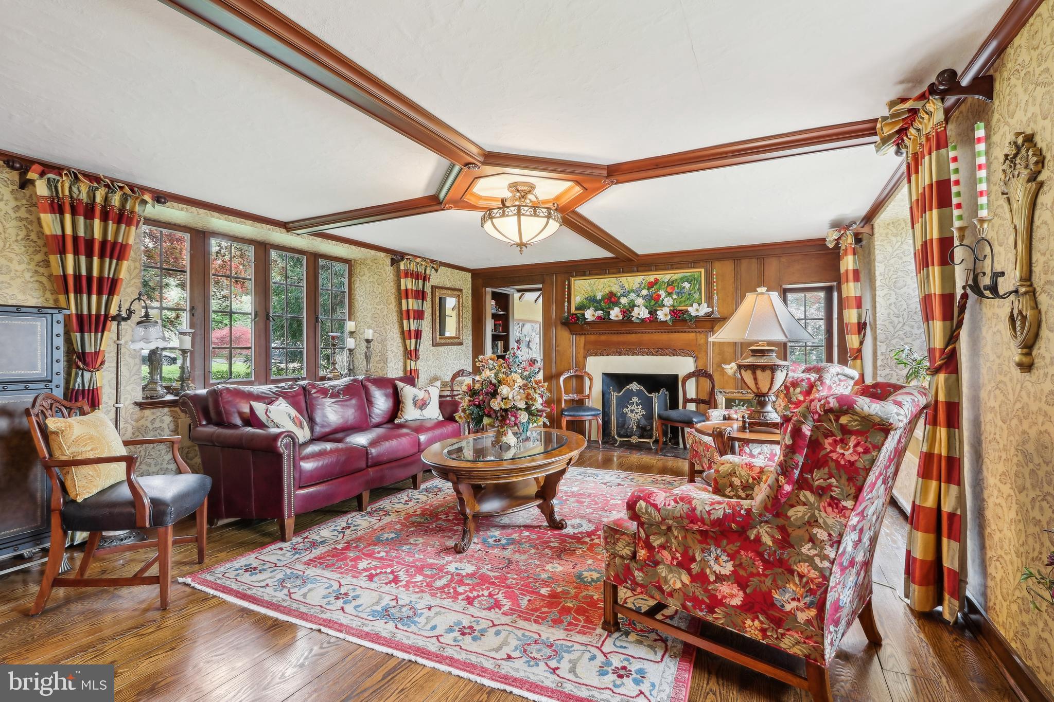 MEADOWBROOK - Residential