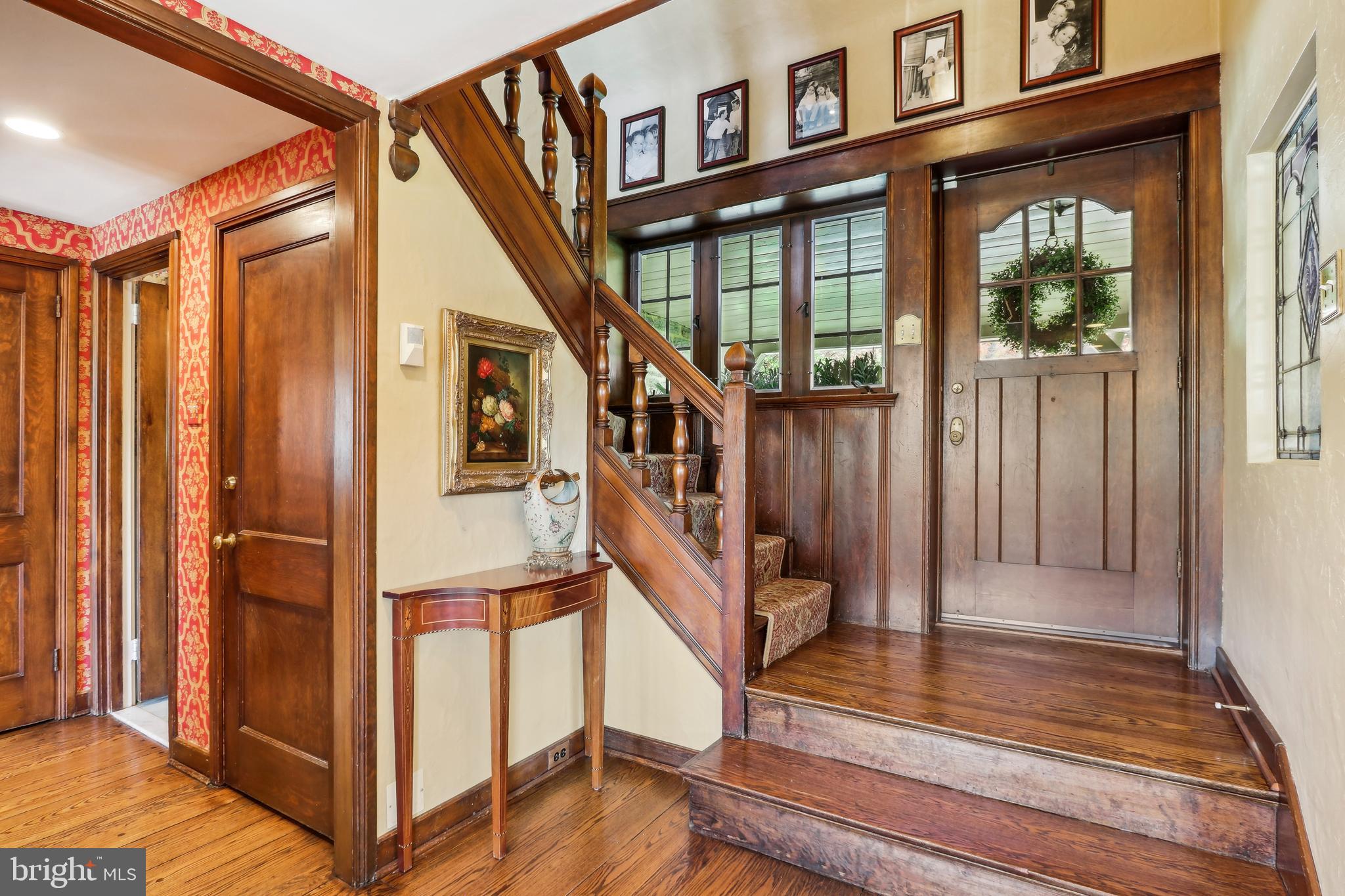 MEADOWBROOK - Residential