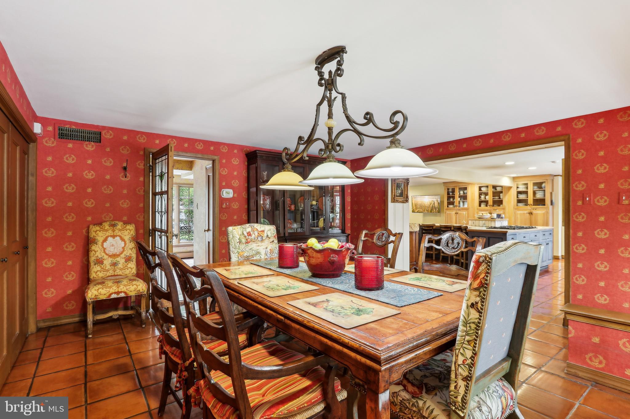 MEADOWBROOK - Residential