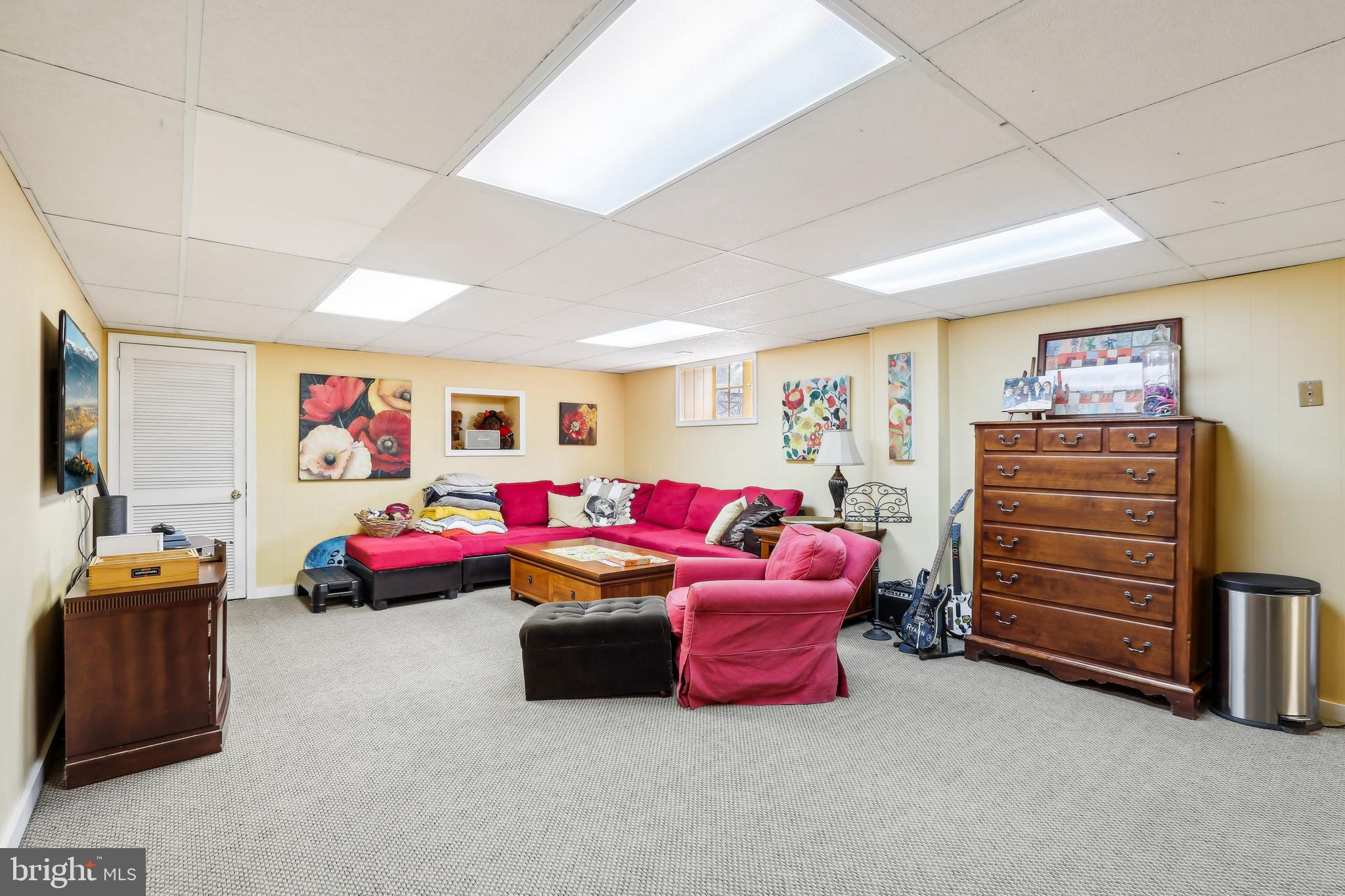 MEADOWBROOK - Residential