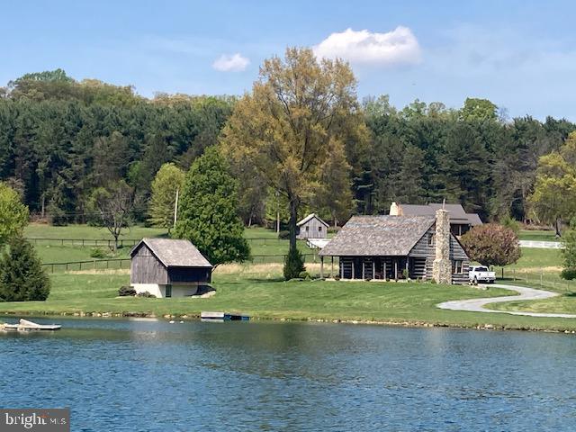 EARL TWP - Residential