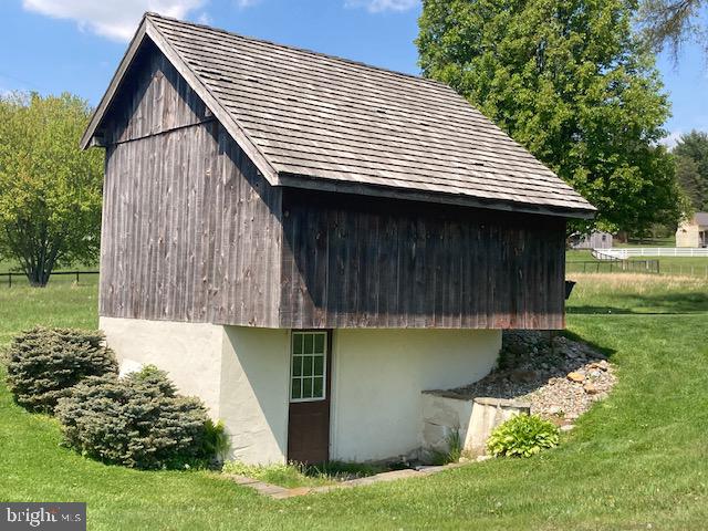 EARL TWP - Residential