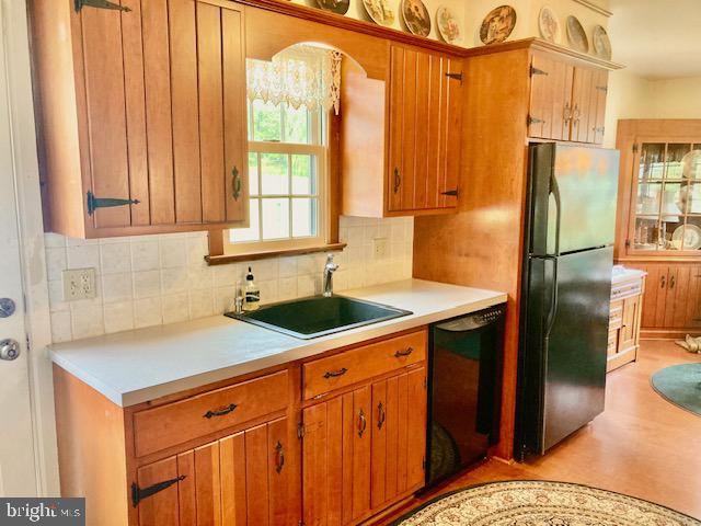 EARL TWP - Residential