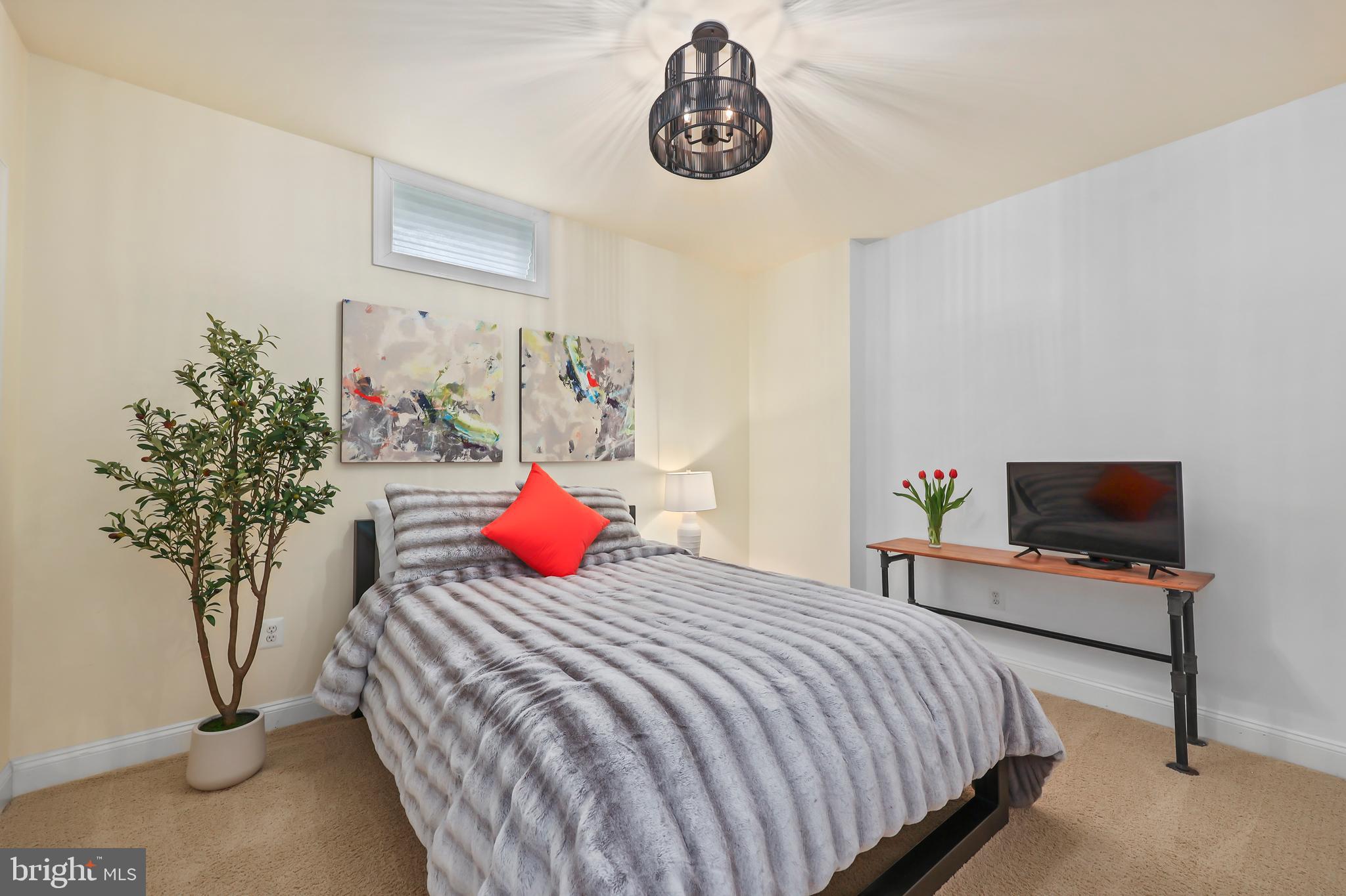 DOMINION VALLEY COUNTRY CLUB - Residential