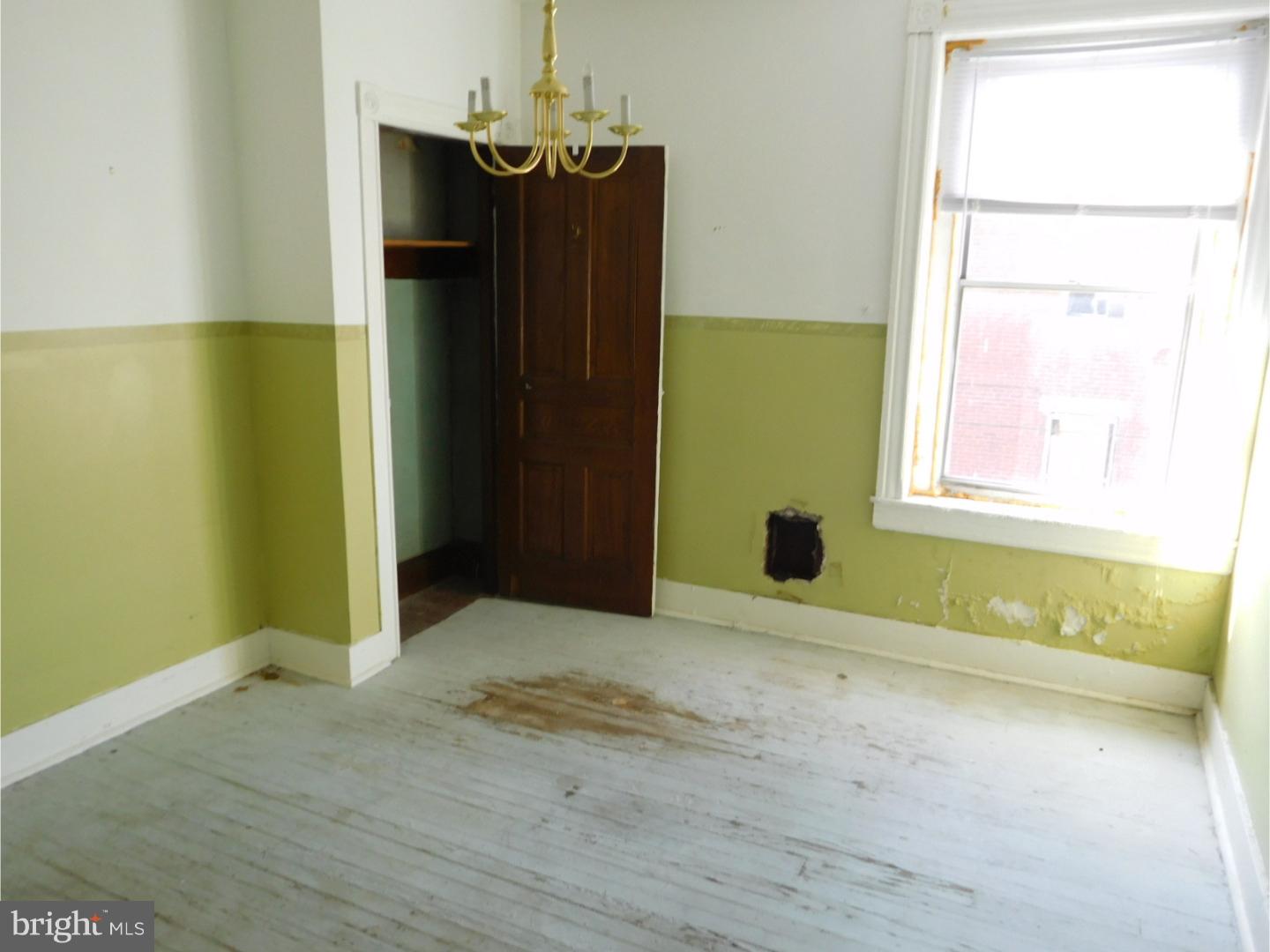 PHILADELPHIA (WEST) - Residential