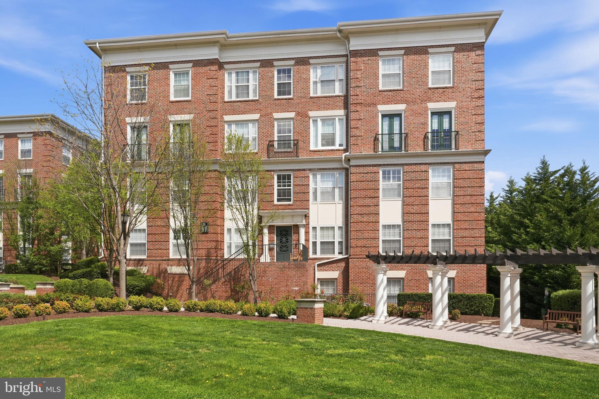 THE KENTLANDS - Residential