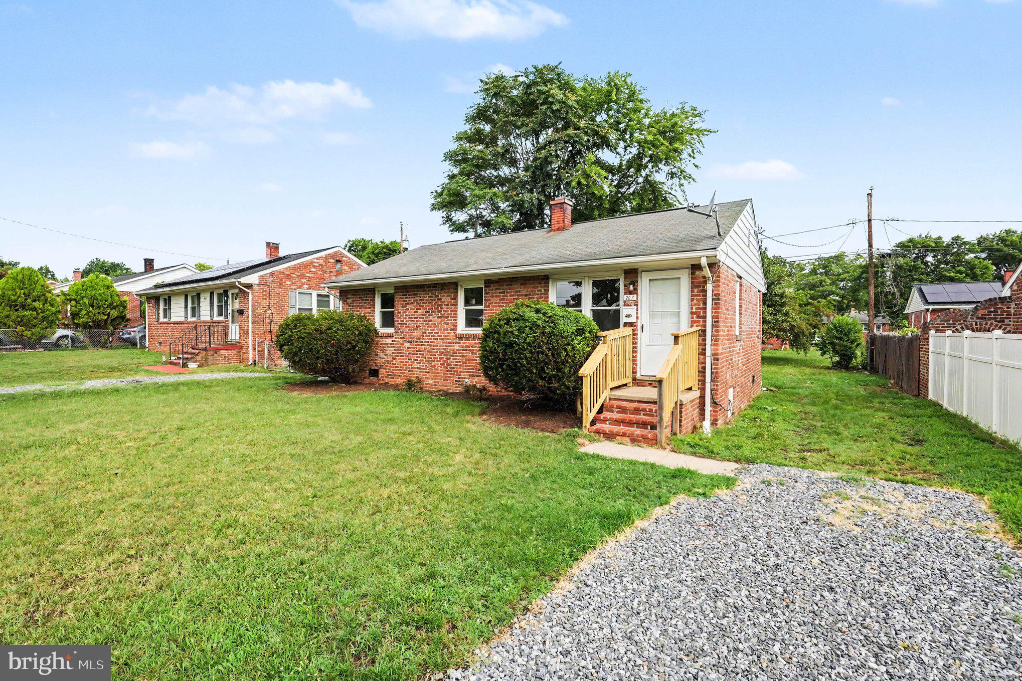 MAYFIELD - Residential