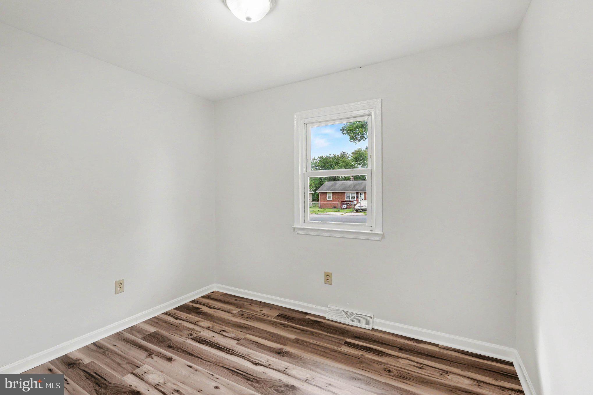 MAYFIELD - Residential