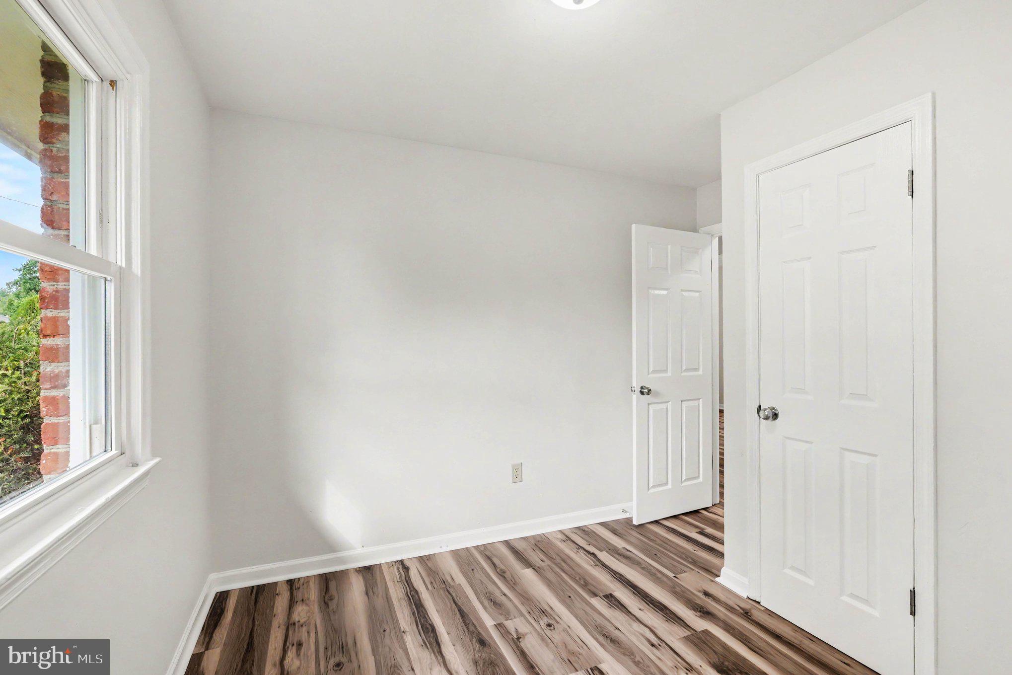 MAYFIELD - Residential