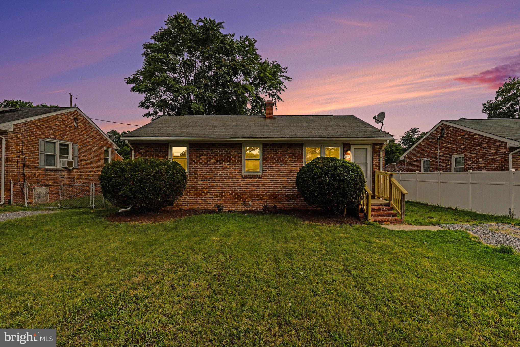 MAYFIELD - Residential