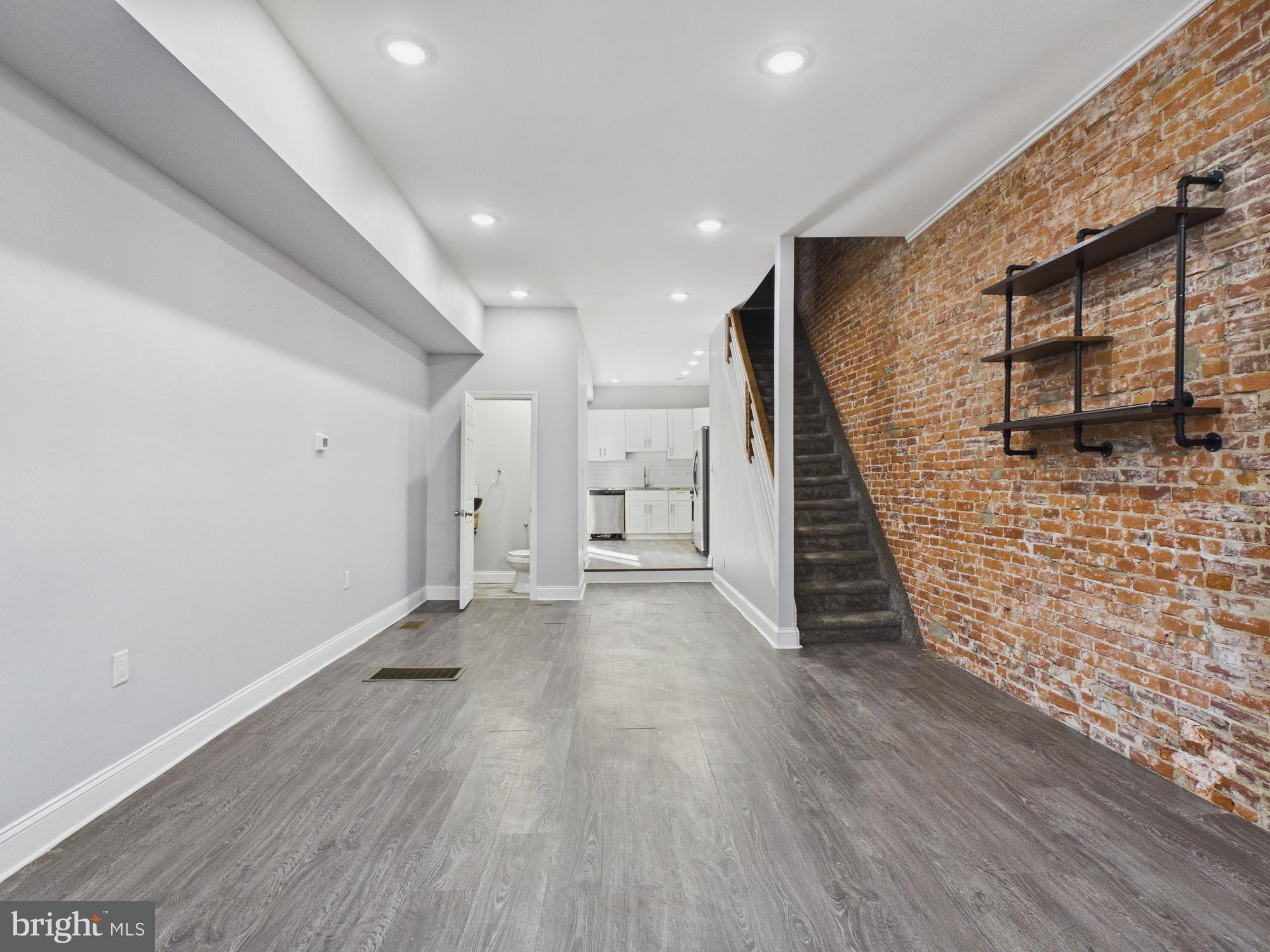 MANTUA - Residential