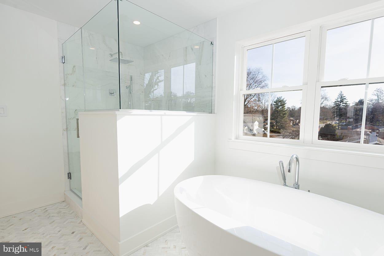 CONSHOHOCKEN - Residential