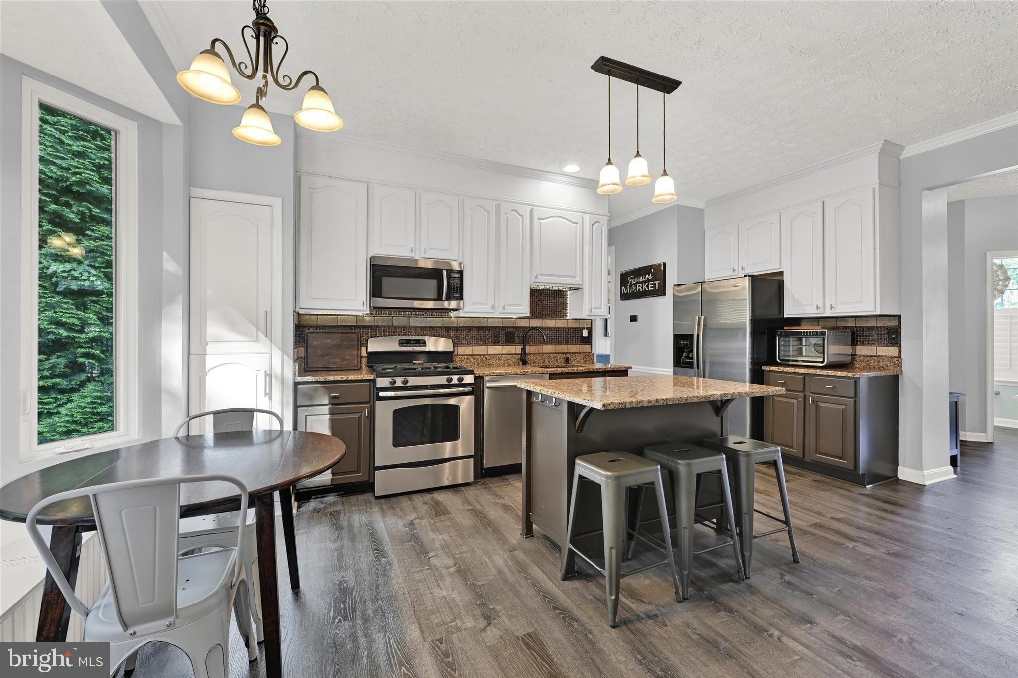 FAIRWIND FARMS - Residential Lease