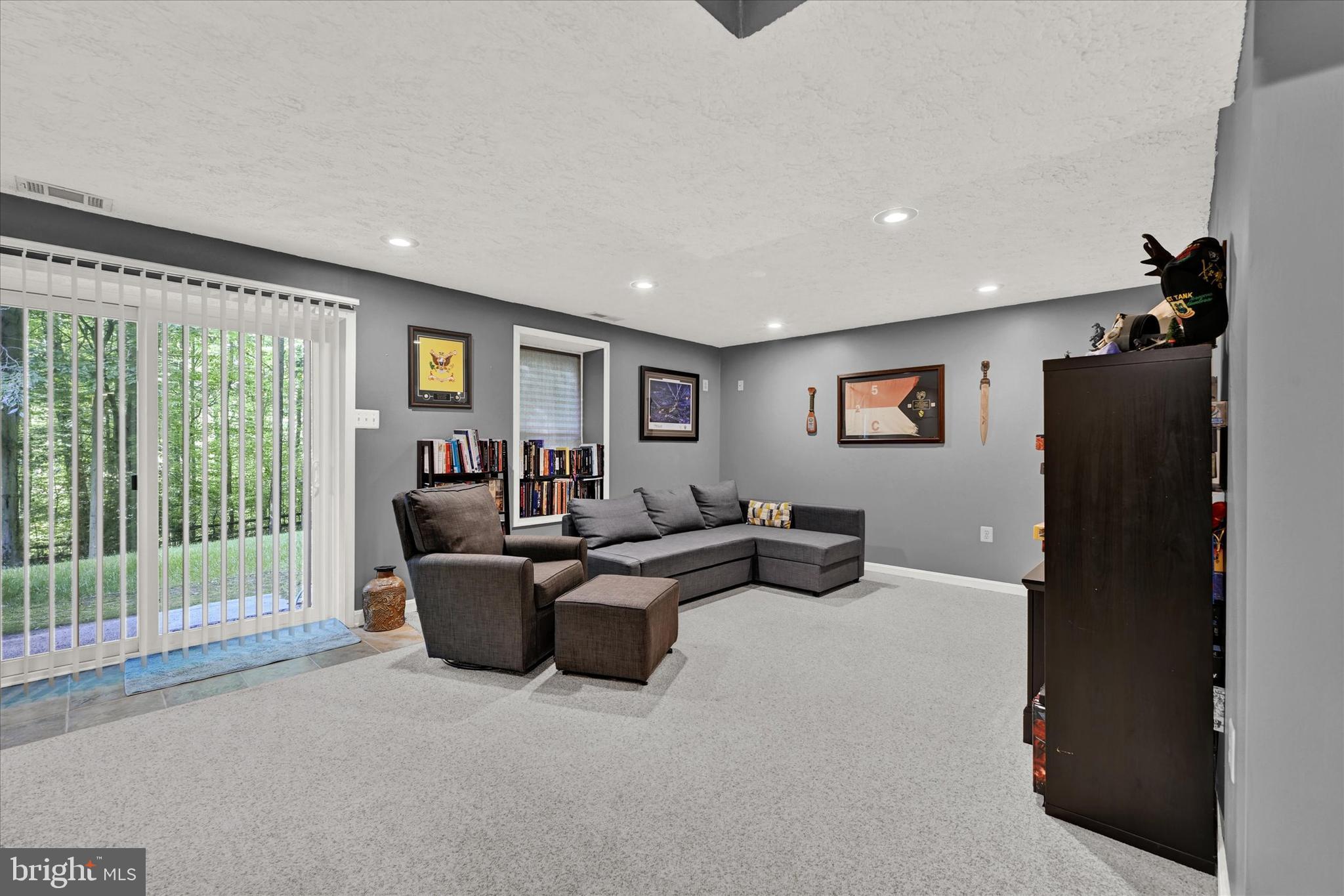 FAIRWIND FARMS - Residential Lease