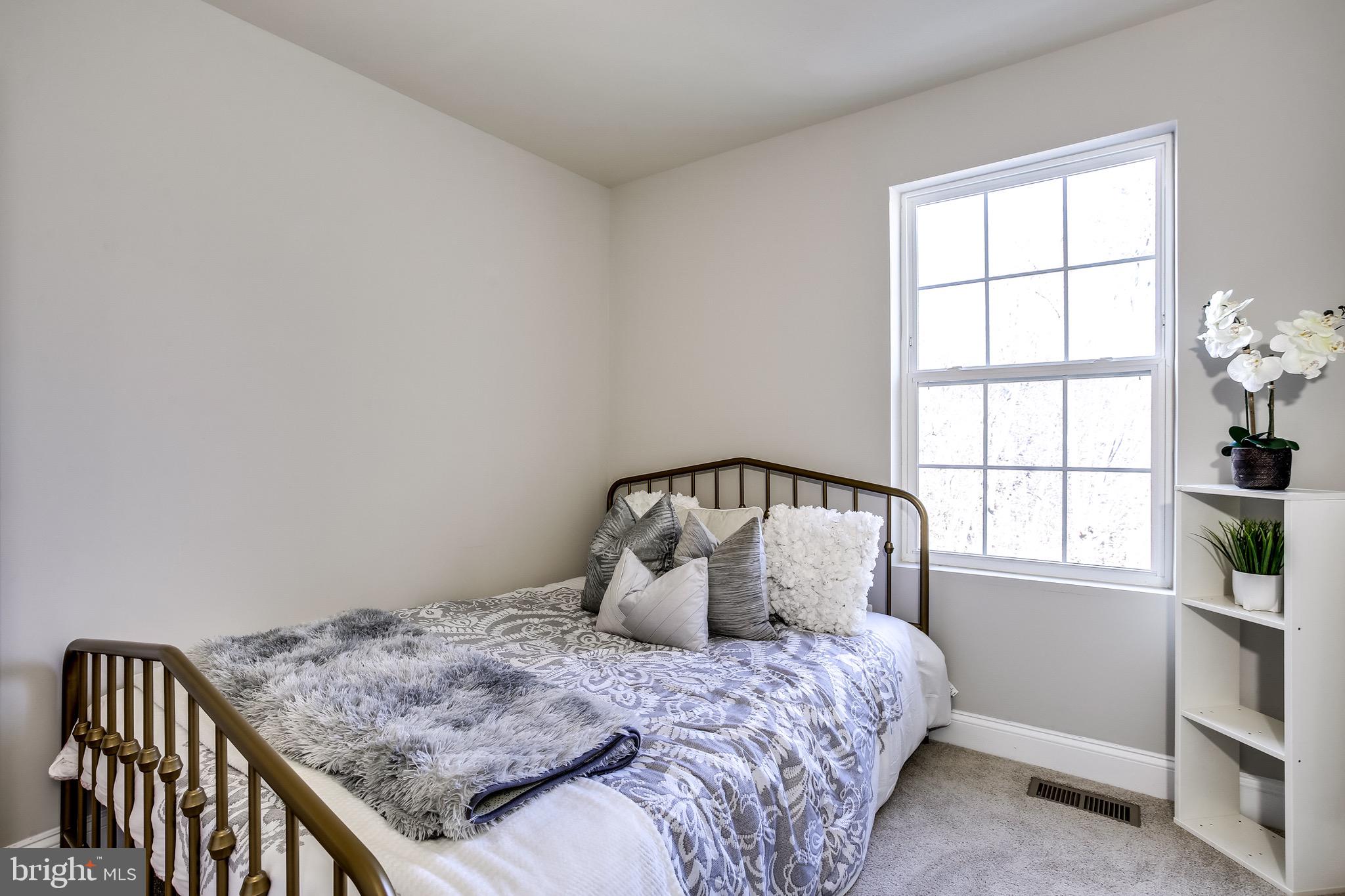 SPRING CREEK - Residential Lease