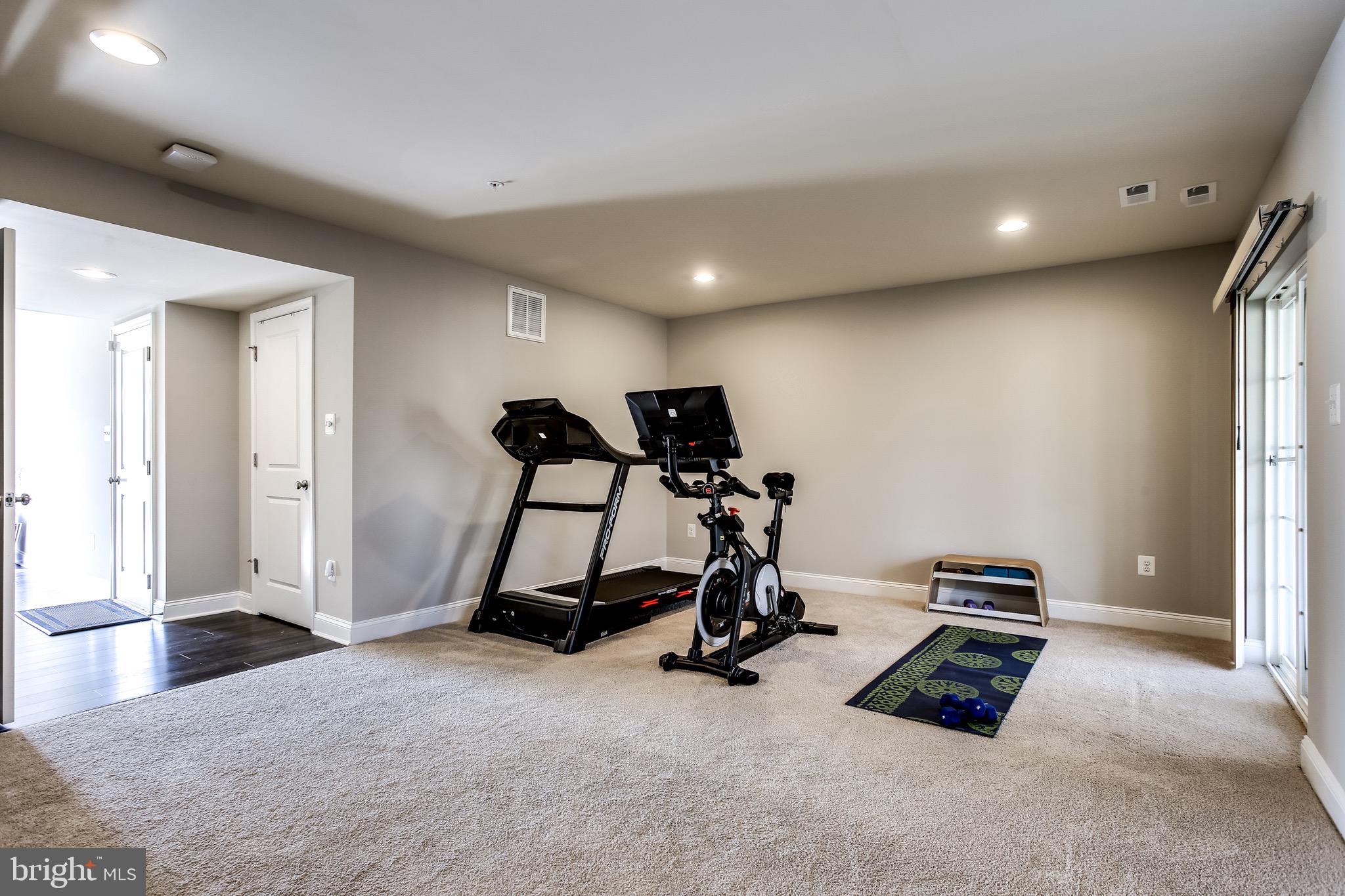 SPRING CREEK - Residential Lease