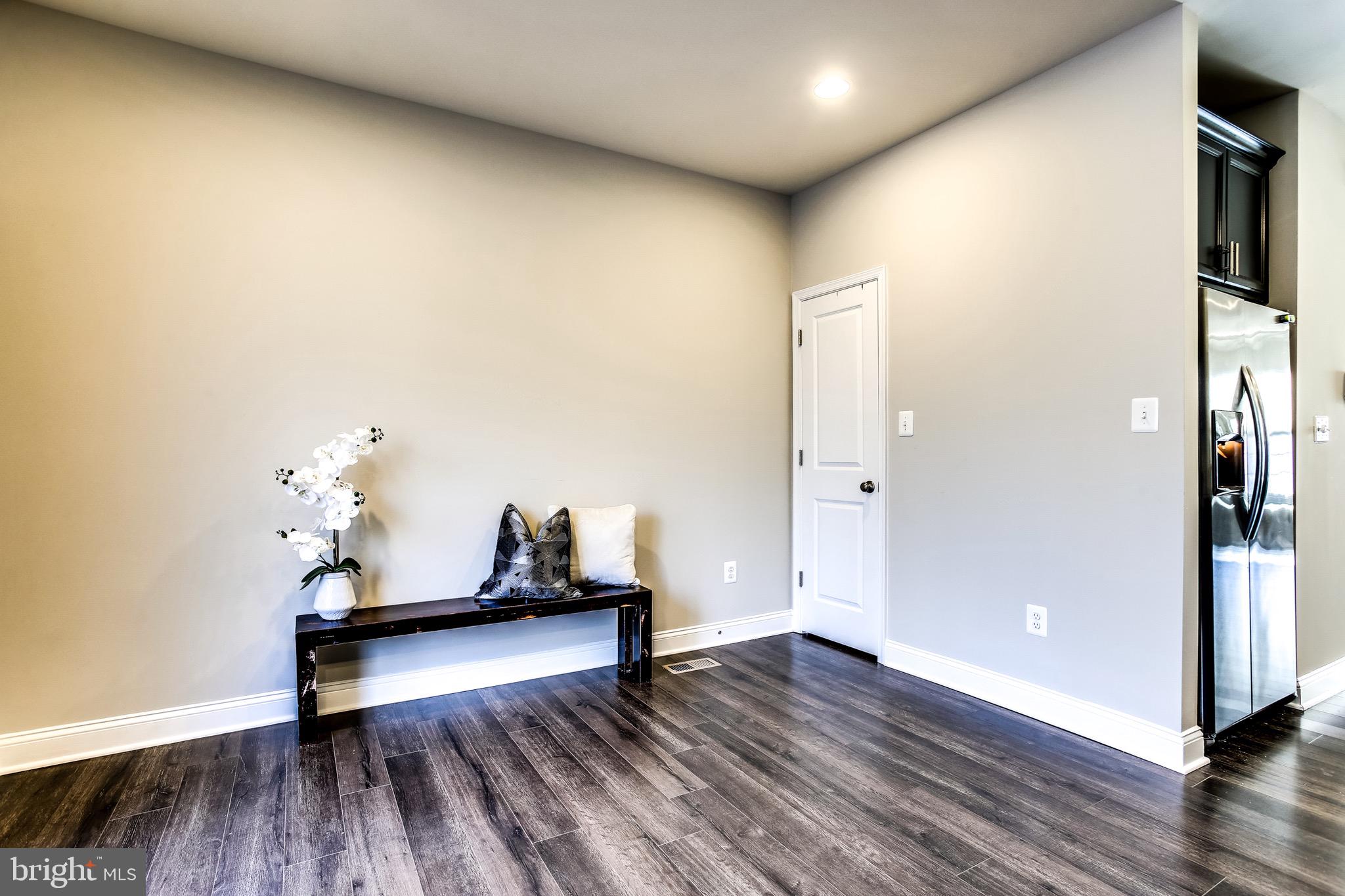SPRING CREEK - Residential Lease