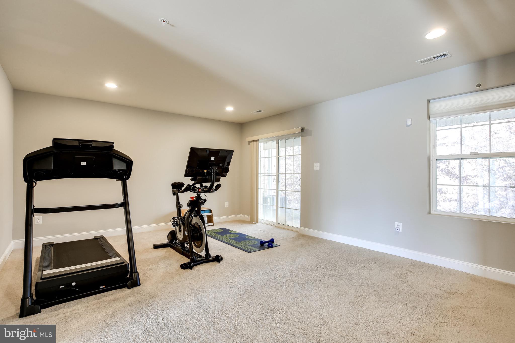 SPRING CREEK - Residential Lease