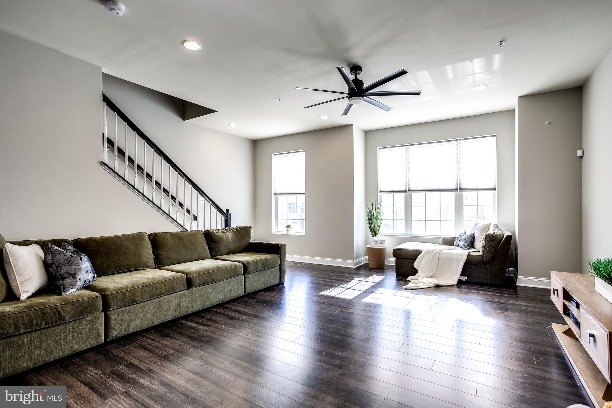 SPRING CREEK - Residential Lease