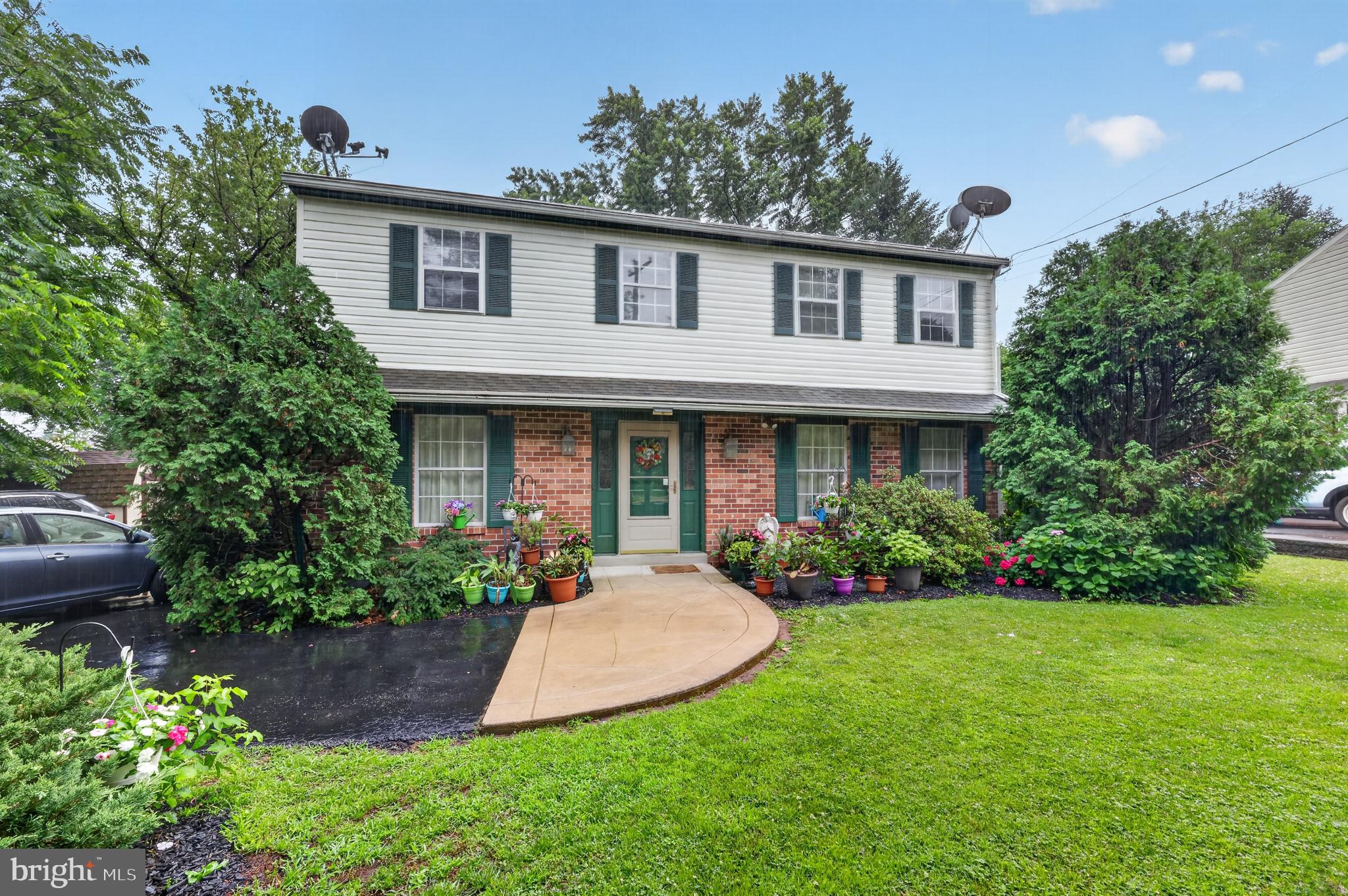 Welcome to 55 North State Road, Springfield, PA! This charming two-story detached home offers off-street parking, a deck overlooking the backyard, and a storage shed for added convenience. Step inside to find a welcoming foyer, a bright living room, a formal dining room, a spacious kitchen, a convenient half bath, and a cozy family room featuring a fireplace. Upstairs, you’ll find three bedrooms, including a primary suite with its own private bath, an additional full bathroom, and a second-floor laundry room. Additional features include central air conditioning, natural gas forced-air heat, newer siding, and a newer water heater. The unfinished basement provides plenty of storage space or the opportunity to create additional living space in the future. Ideally located, this home offers the perfect balance of suburban living with convenient access to shopping, dining, parks, and medical services. Schedule your private showing today, and be sure to explore the 3D virtual tour and watch the property video on YouTube!