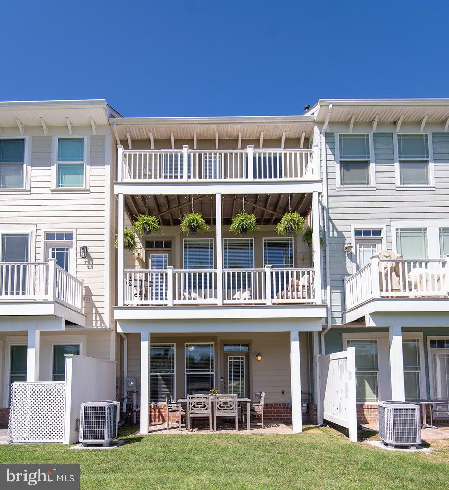 RIVER MARSH - Residential