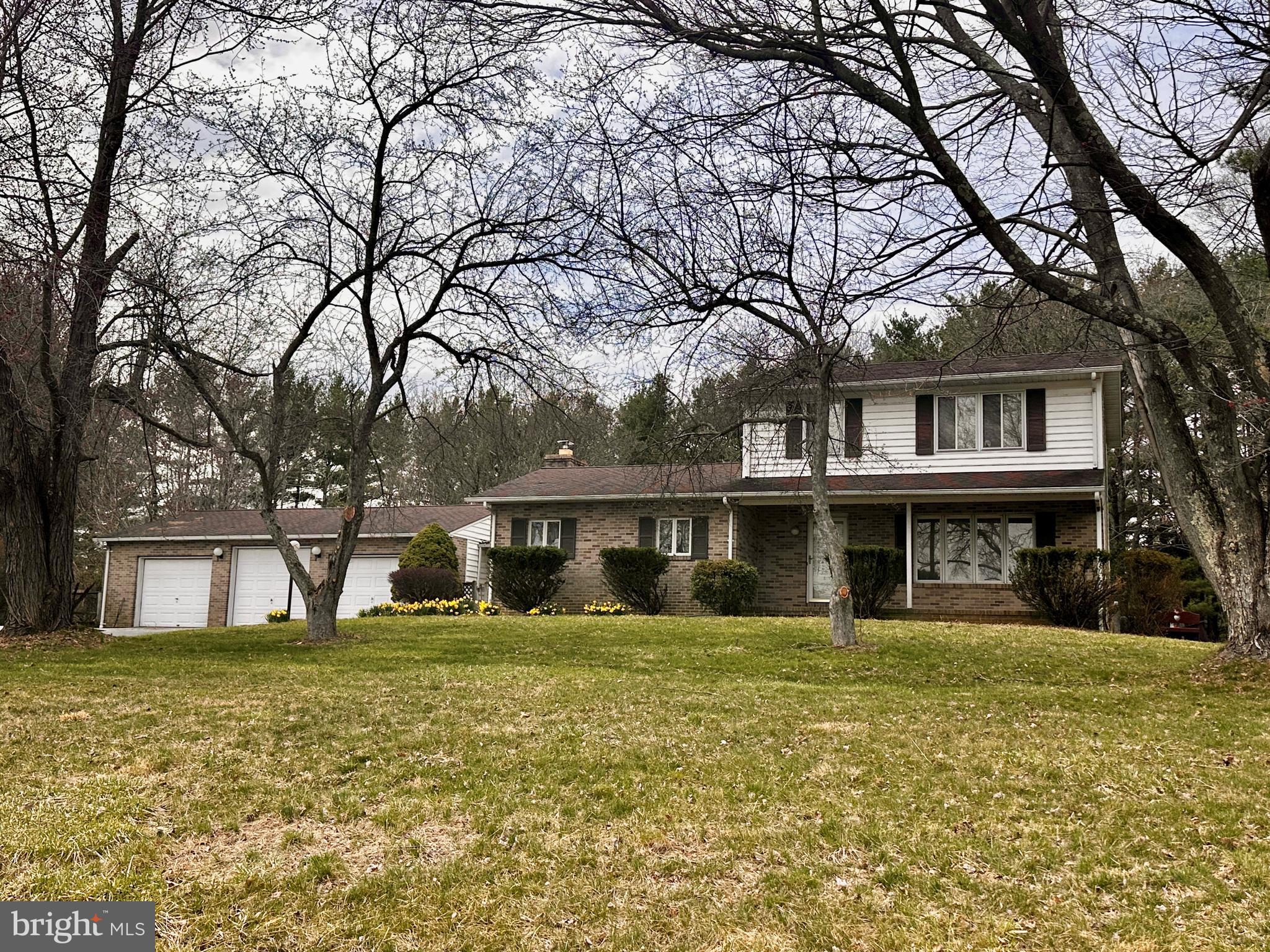 WINFIELD - Residential