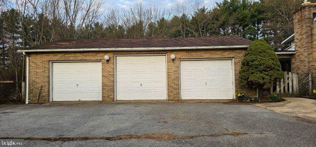 WINFIELD - Residential