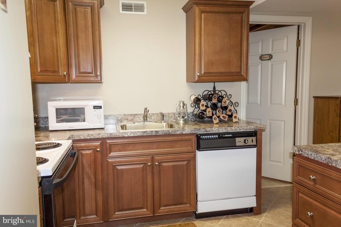 EAST HEMPFIELD - Residential