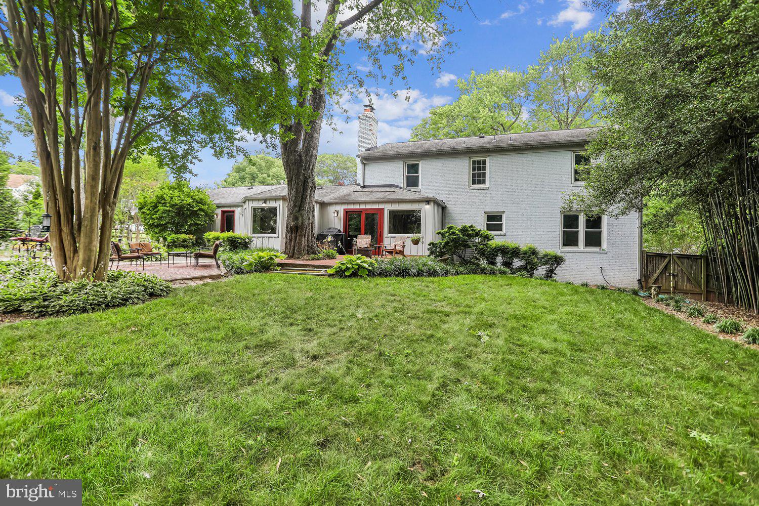 ANCIENT OAK - Residential