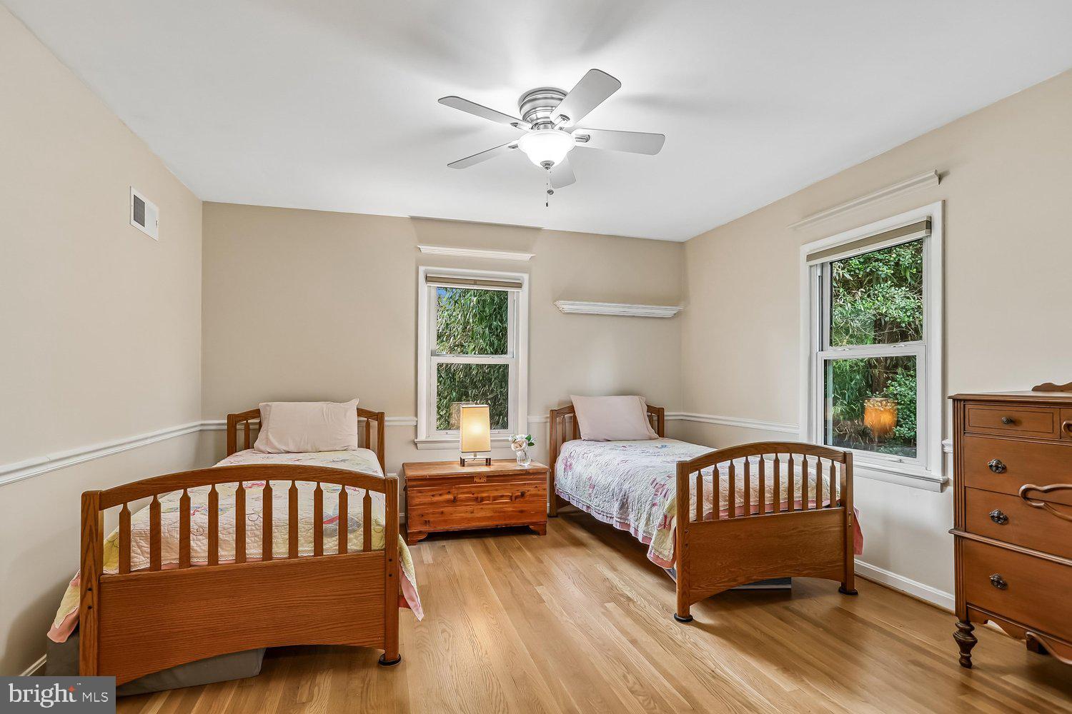 ANCIENT OAK - Residential