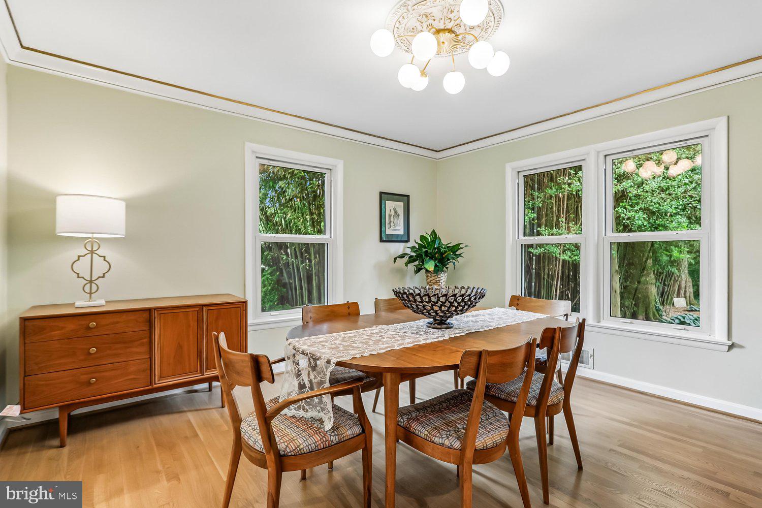 ANCIENT OAK - Residential