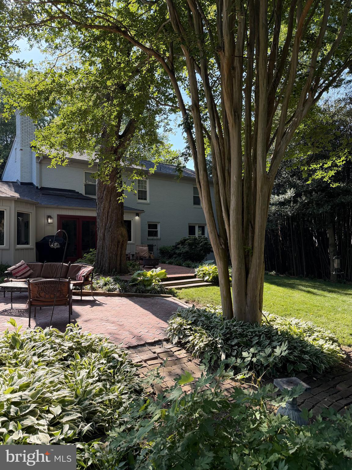 ANCIENT OAK - Residential