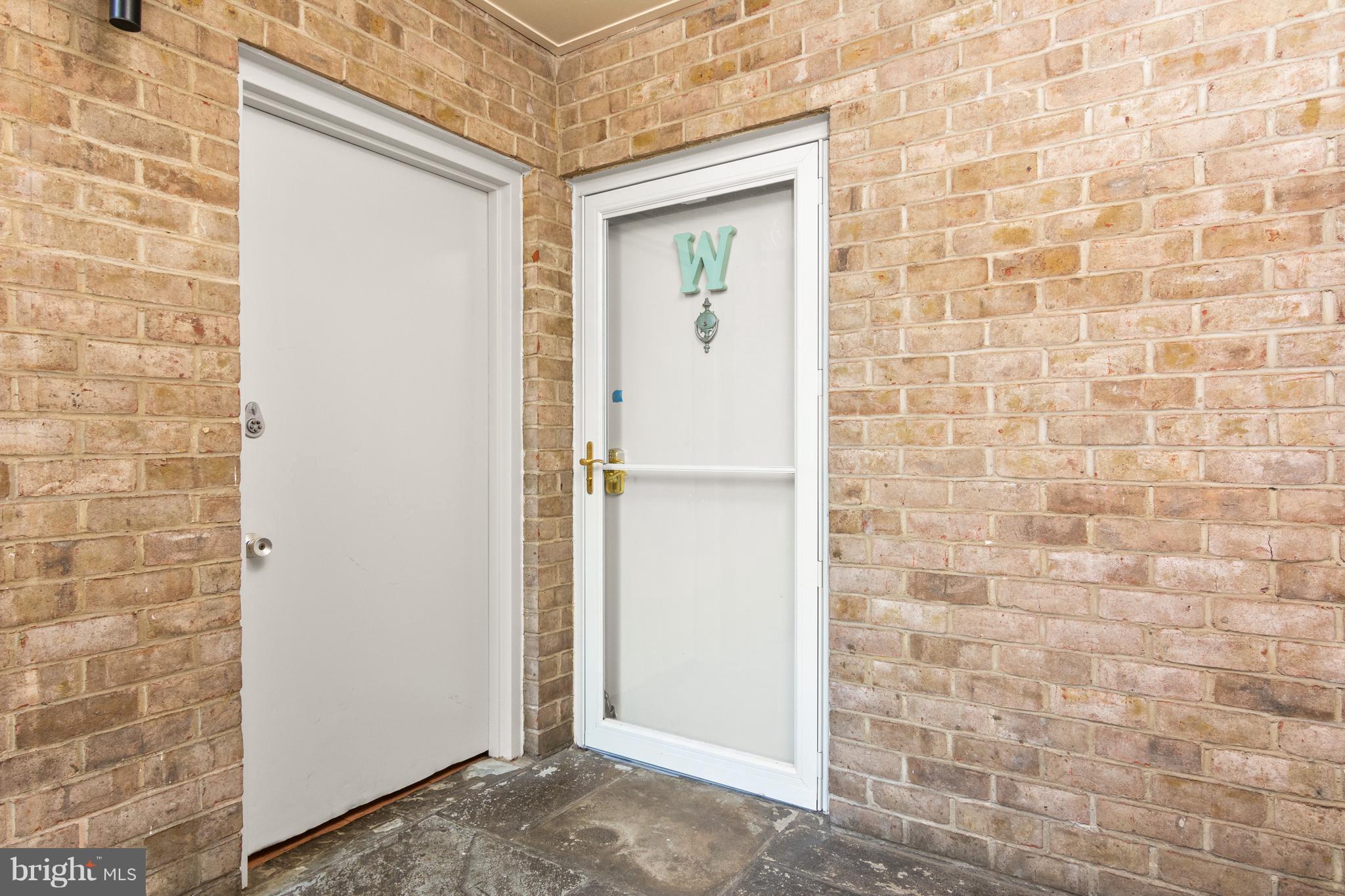 SEVERN HOUSE - Residential