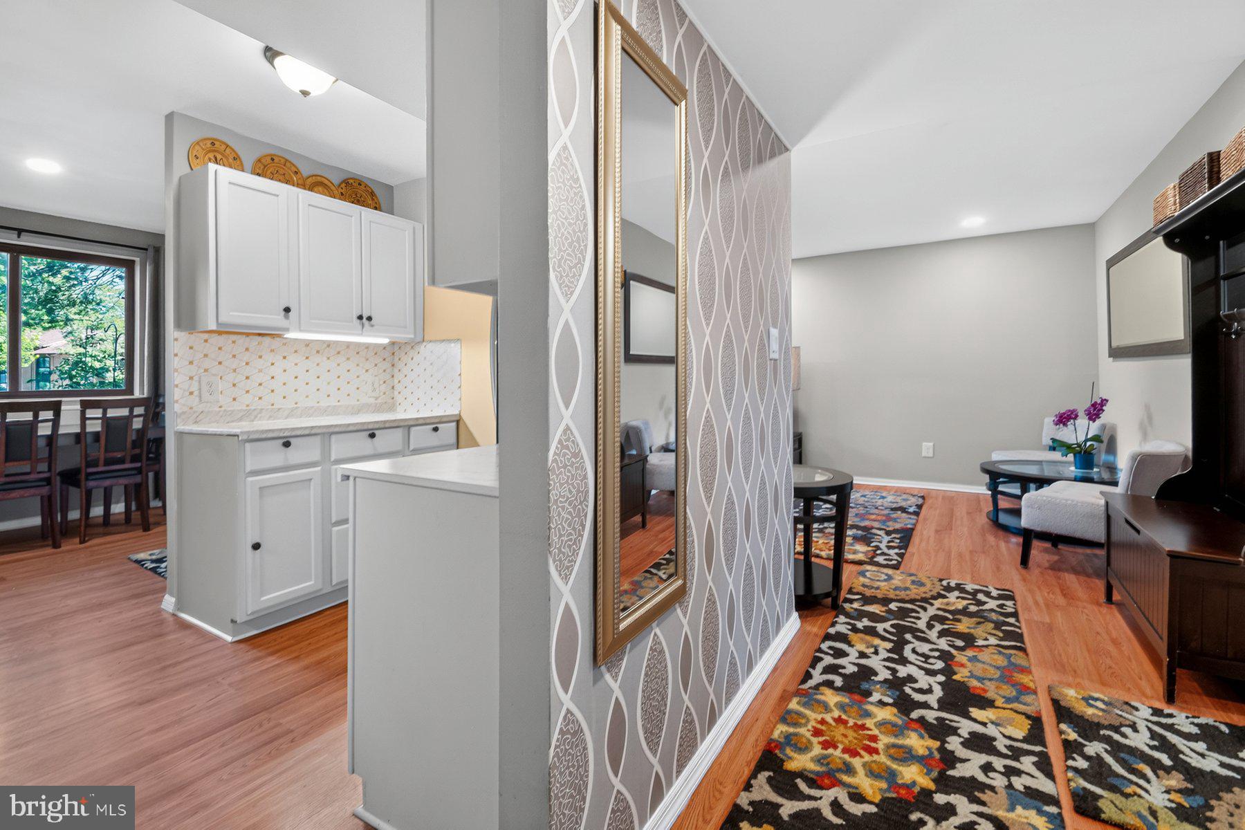 VILLAGE OF LONG REACH - Residential