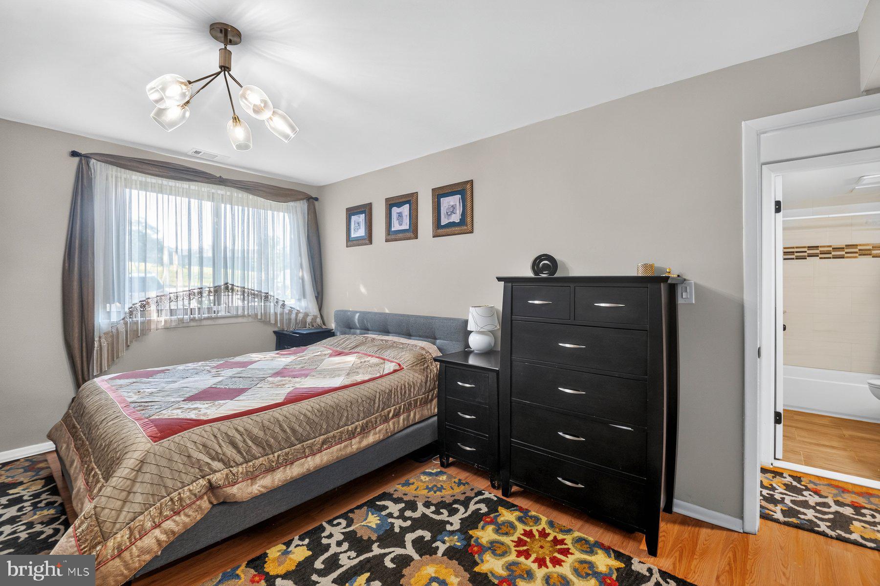 VILLAGE OF LONG REACH - Residential