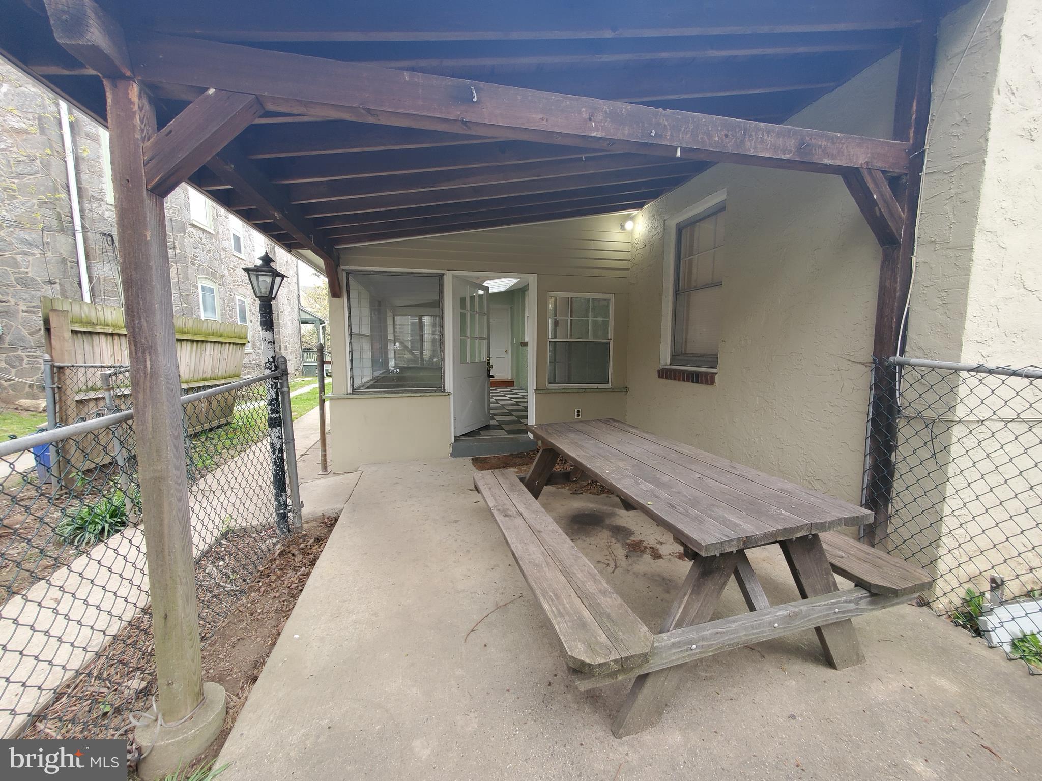 GERMANTOWN - Residential Lease