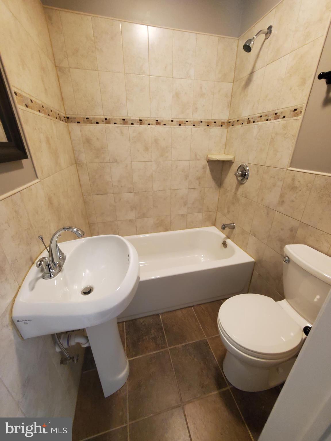 GERMANTOWN - Residential Lease