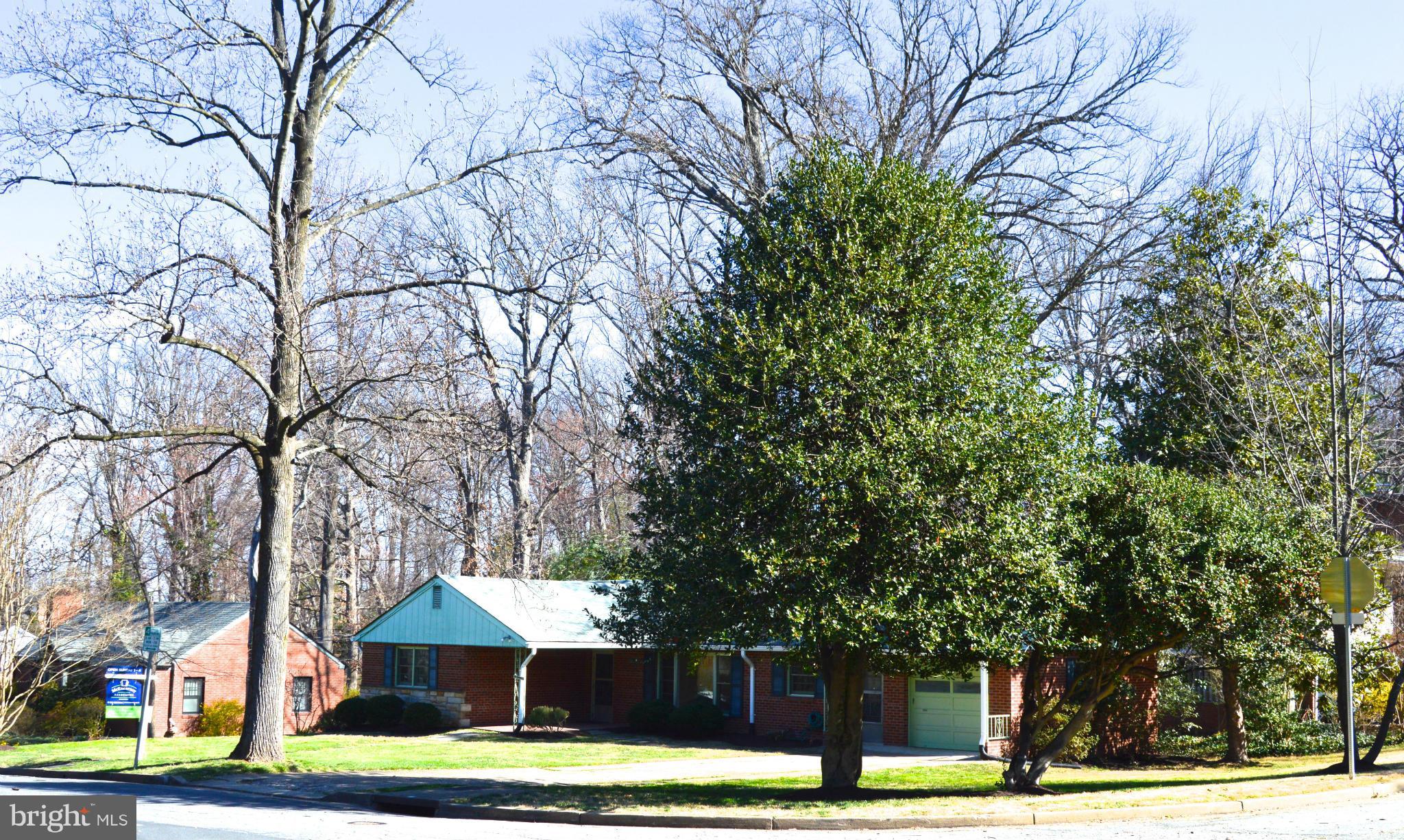 Broadmont-Great Value-Solid Brick & Spacious! Hardwood floors on Main, Lovely Living Rm w/ WB Fireplace, Sep DR, 3 Main Lvl BR's w/ nice sized closets, Master w/ BA. LL features daylight family rm w/ WB Fpl. Additional large room w/ half BA & walk-up steps. Another quaint room, could be great wine cellar, Sep laundry rm, Extra roomy 1 car garage. 10 min walk to EFC Metro, FCC schools!